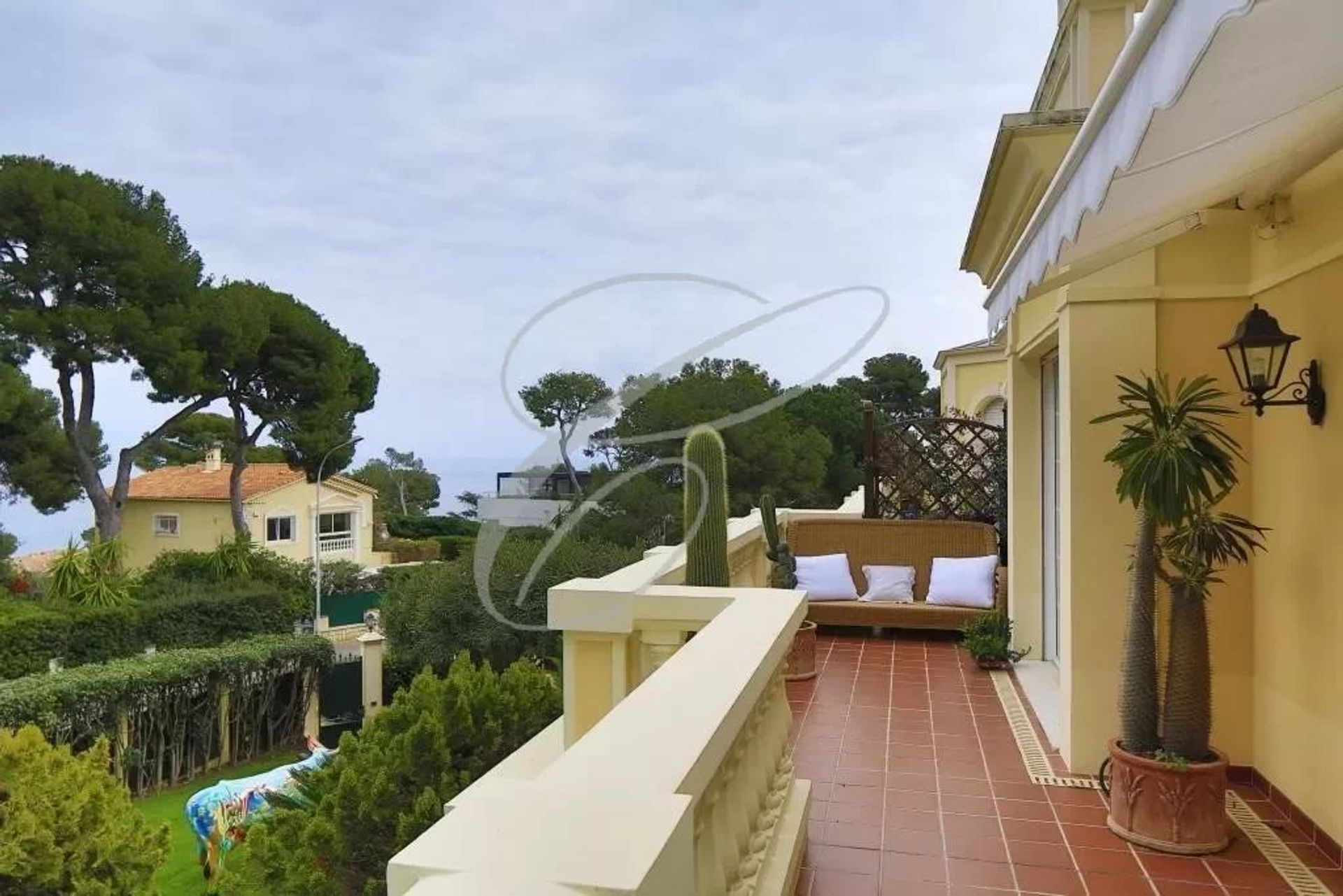 Residenziale nel Roquebrune-Cap-Martin, Alpes-Maritimes 12558481