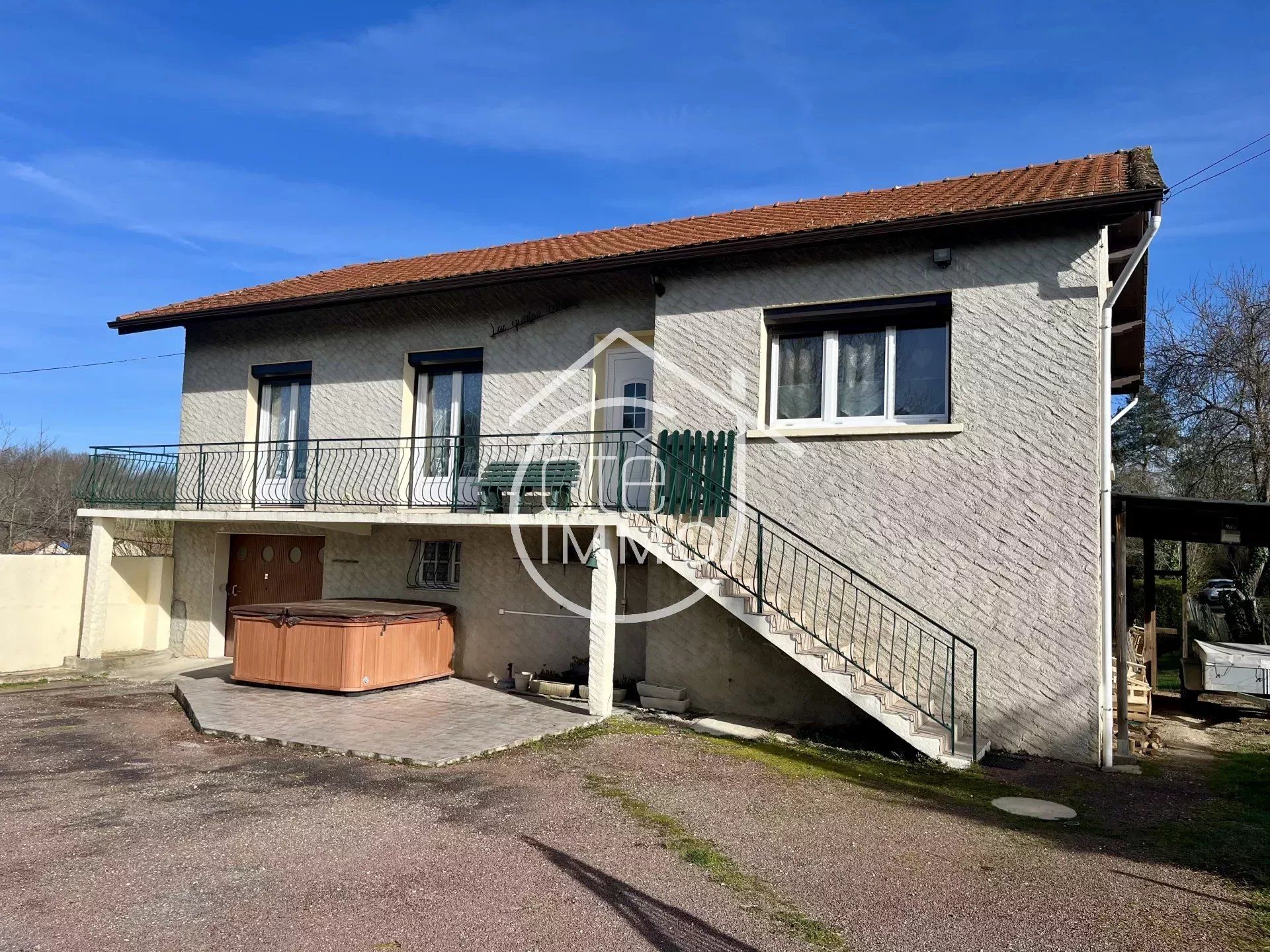 Casa nel Mouleydier, Nouvelle-Aquitaine 12558639