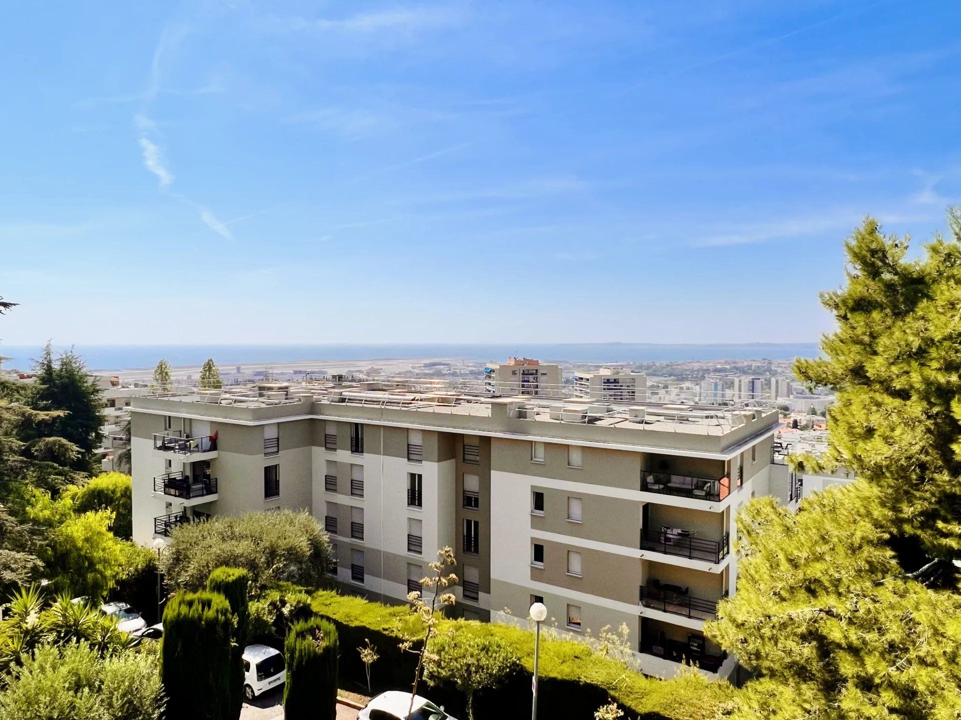 Квартира в Nice, Alpes-Maritimes 12559798