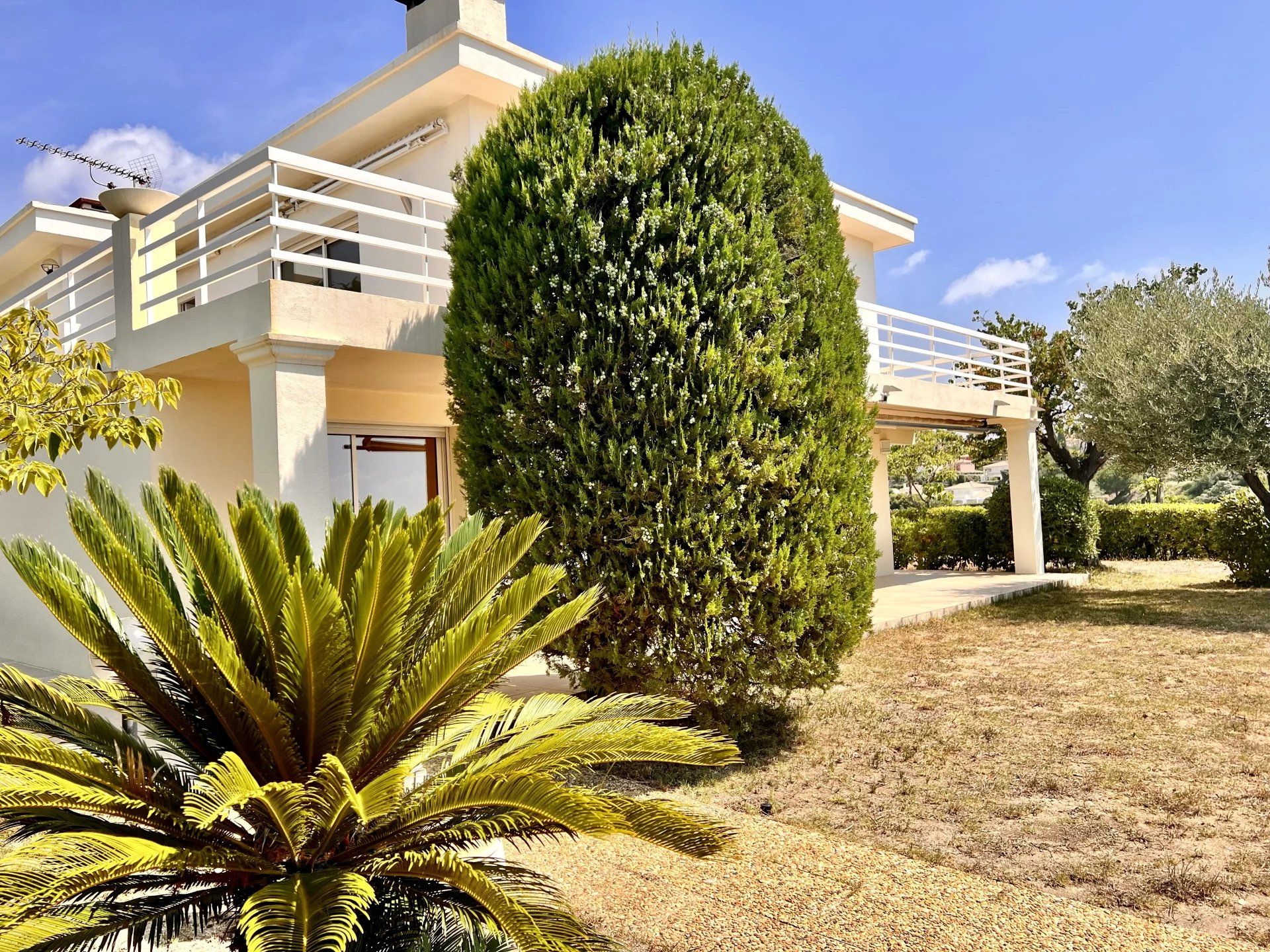 casa no Cagnes-sur-Mer, Alpes-Maritimes 12559802