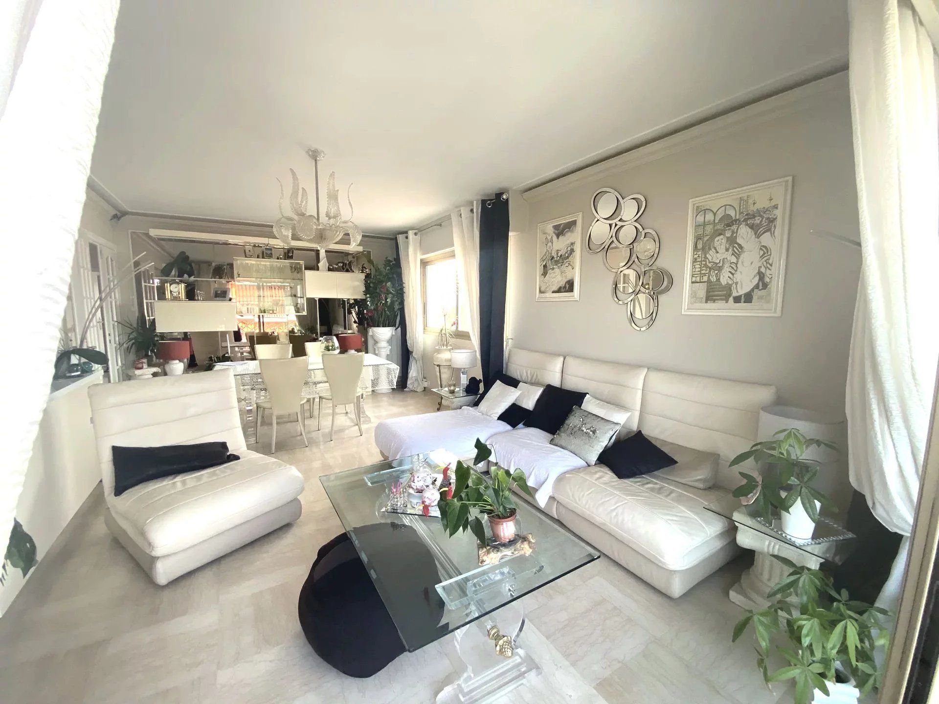 Residenziale nel Cagnes-sur-Mer, Alpes-Maritimes 12559808