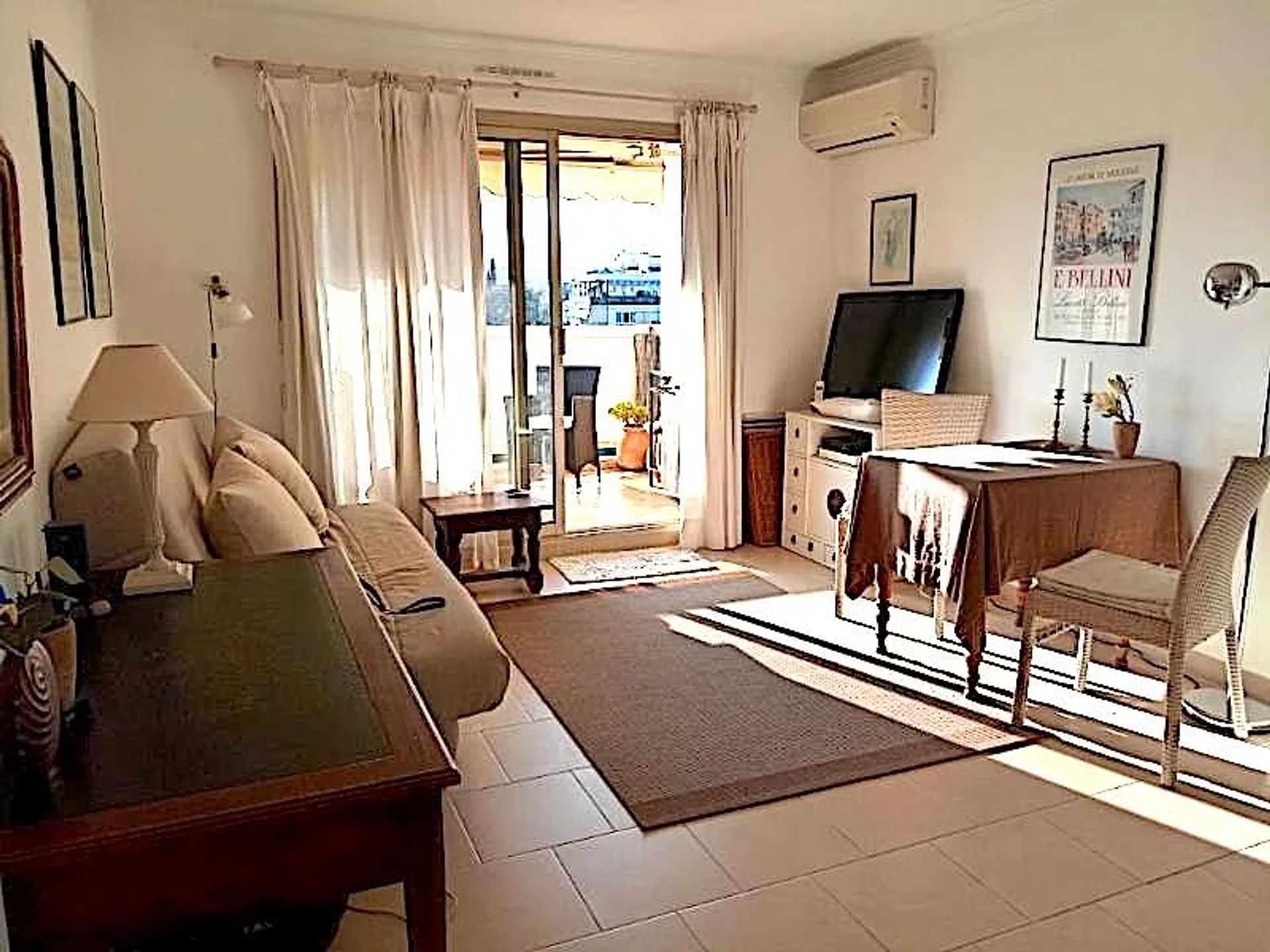 Condominium dans Cagnes sur Mer, Provence-Alpes-Côte d'Azur 12559811