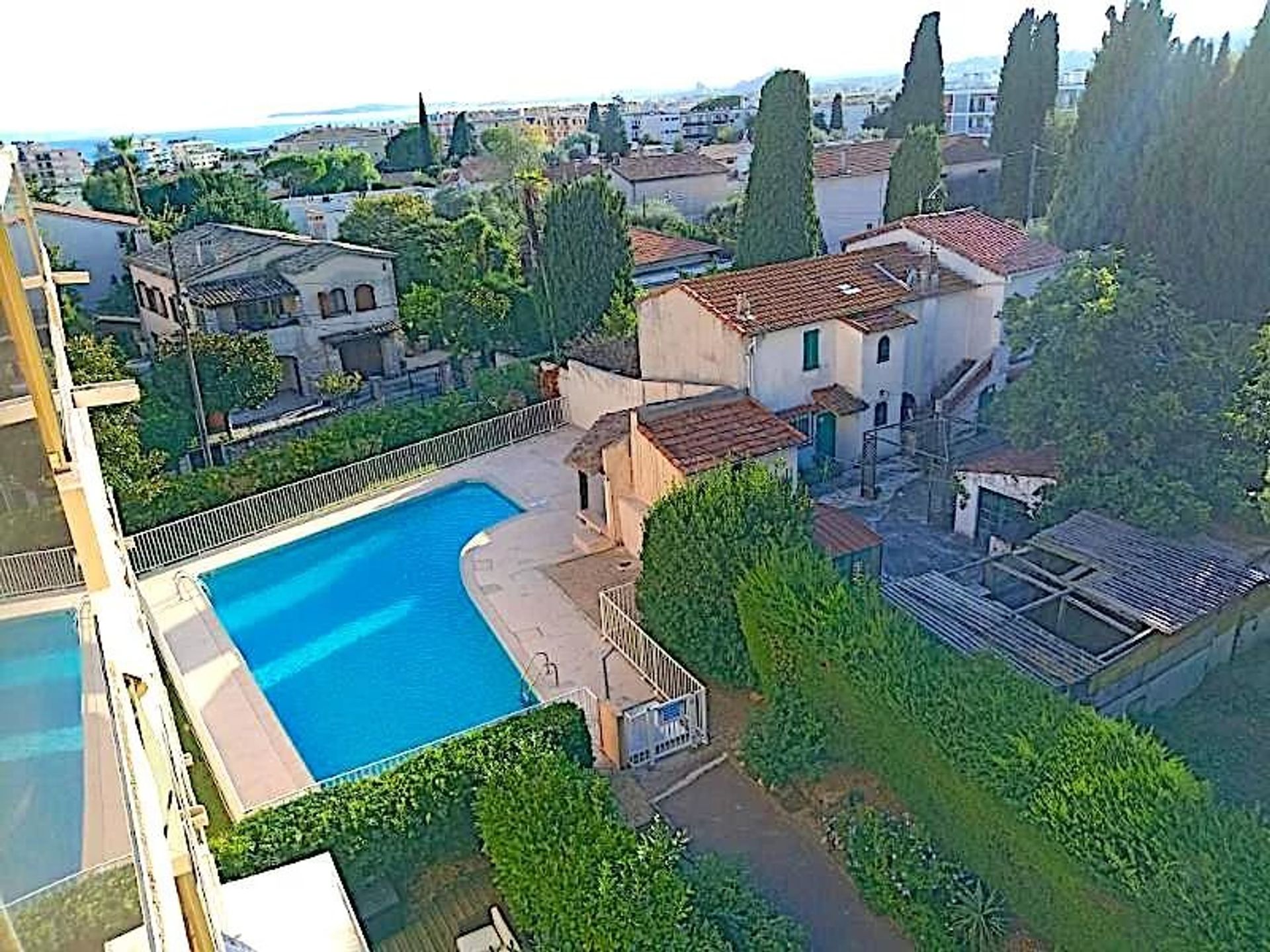 Condominio nel Cagnes-sur-Mer, Alpes-Maritimes 12559811