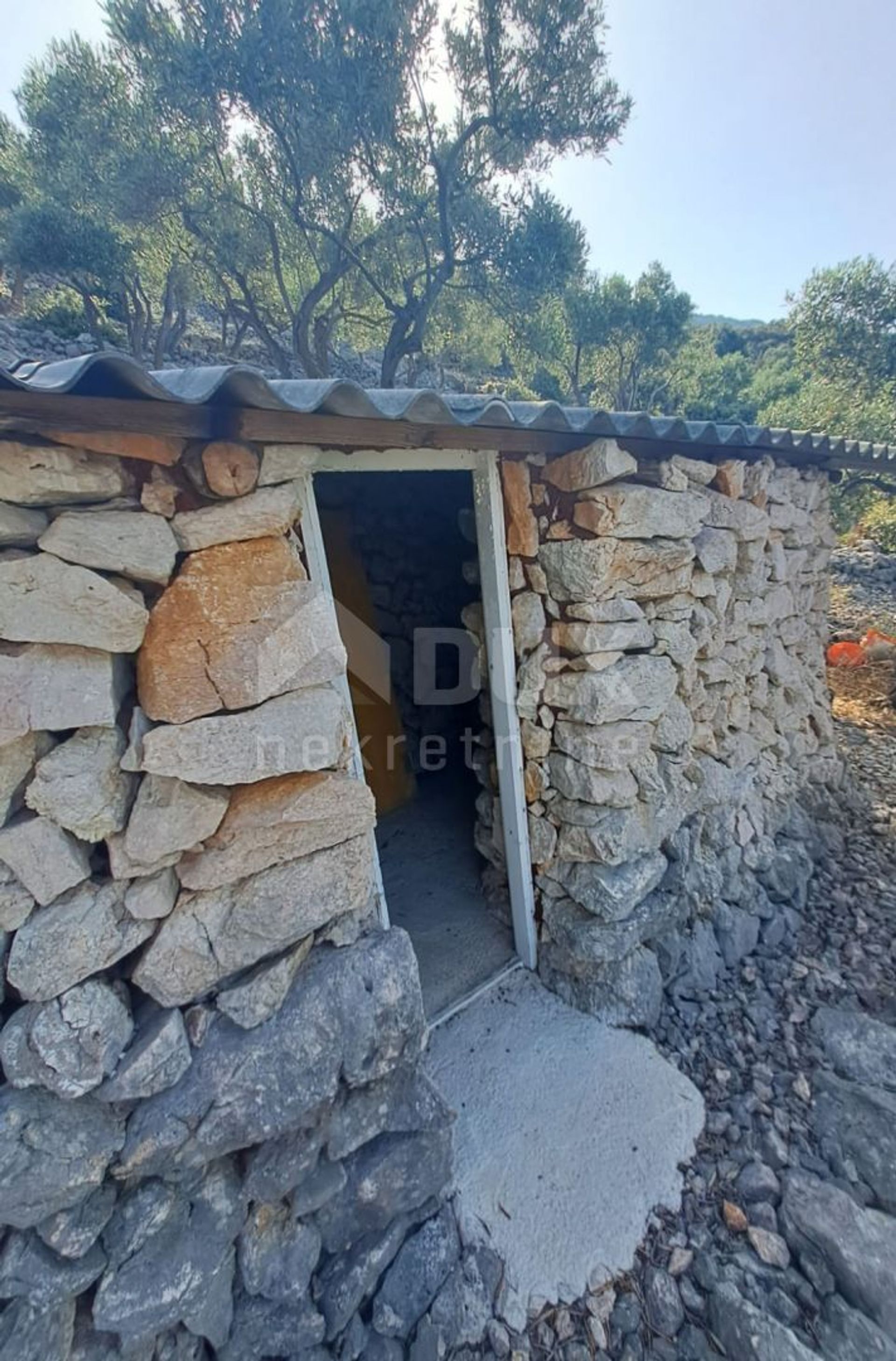 Terre dans Cres, Primorsko-Goranska Zupanija 12573430