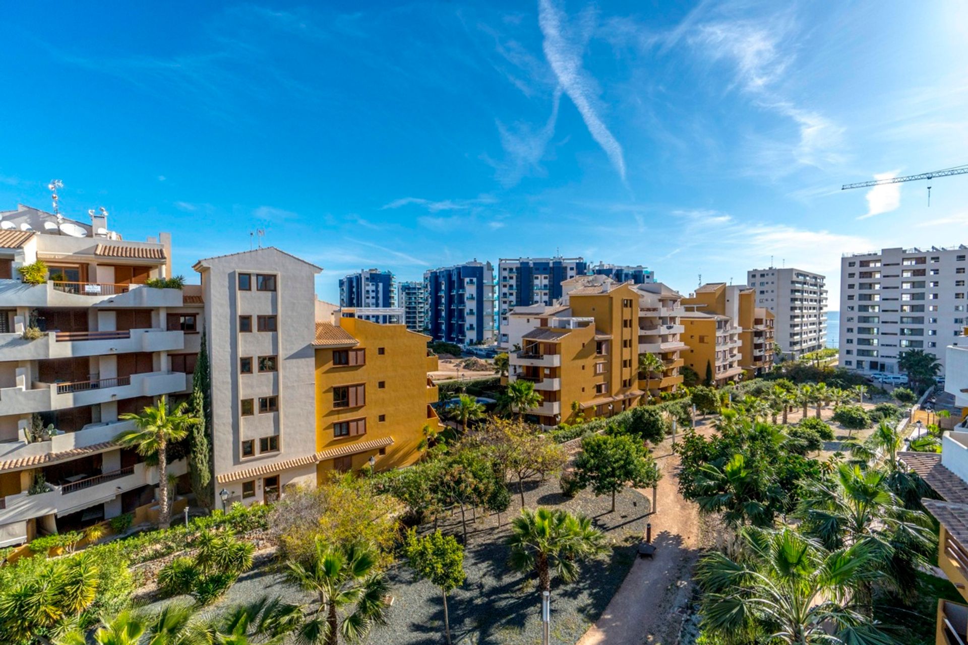 Condominium in Torrevieja, Comunidad Valenciana 12574292