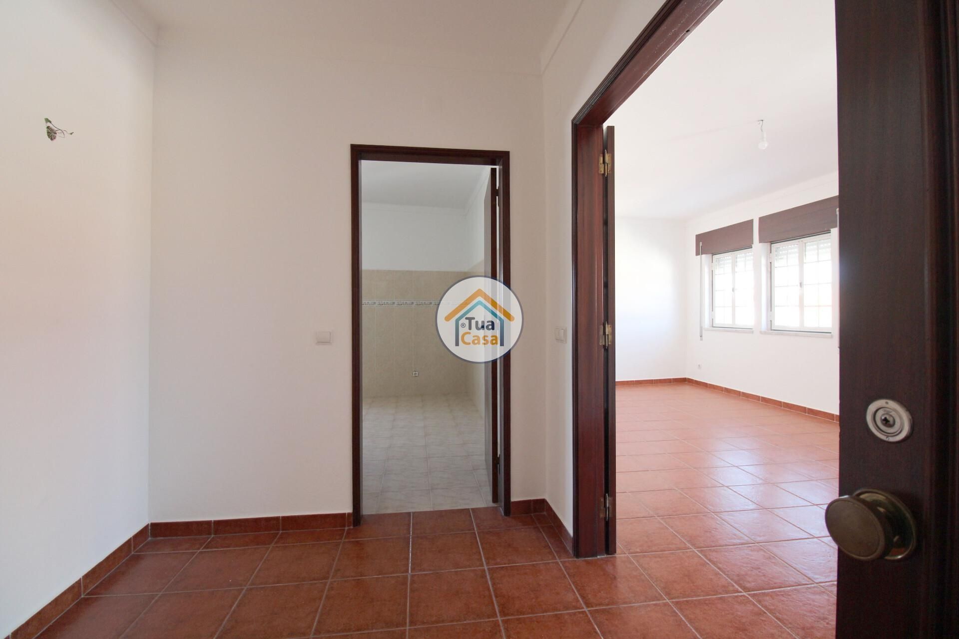 Condominium in Redondo, Evora 12574498