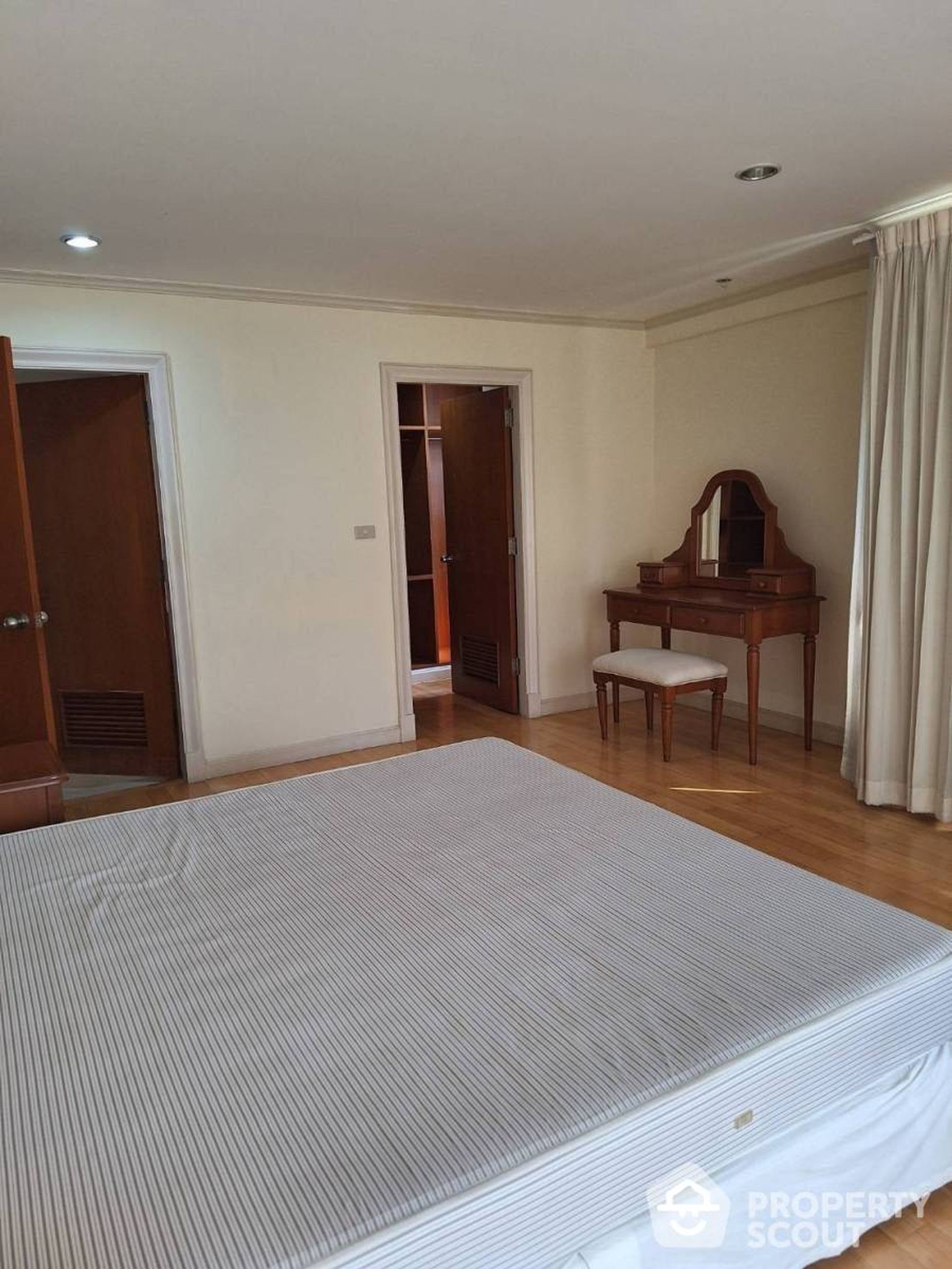 Condominio en Watthana, Krung Thep Maha Nakhon 12574834