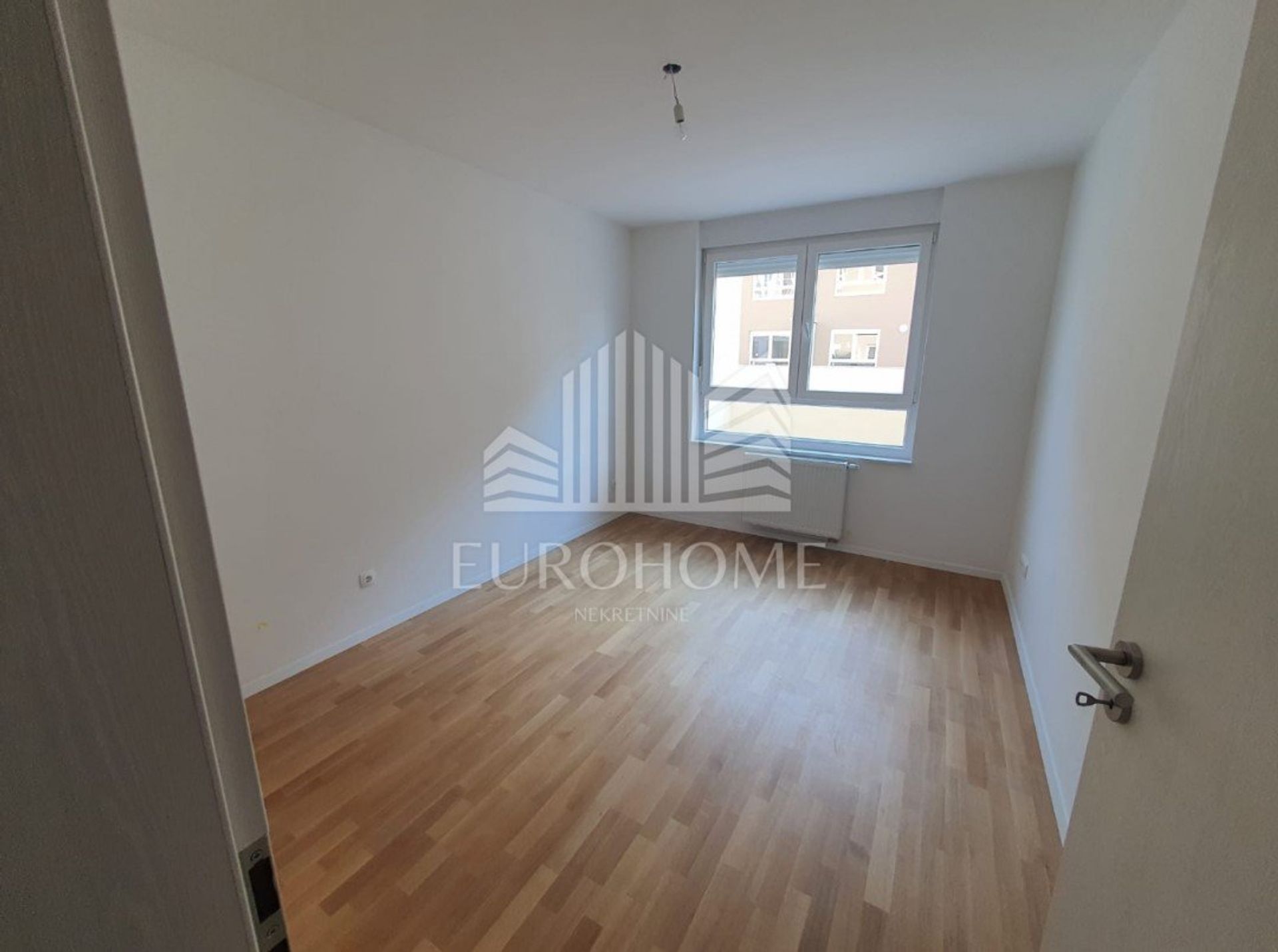 Condominio en Dumovec, Zagreb, Graduado 12576386