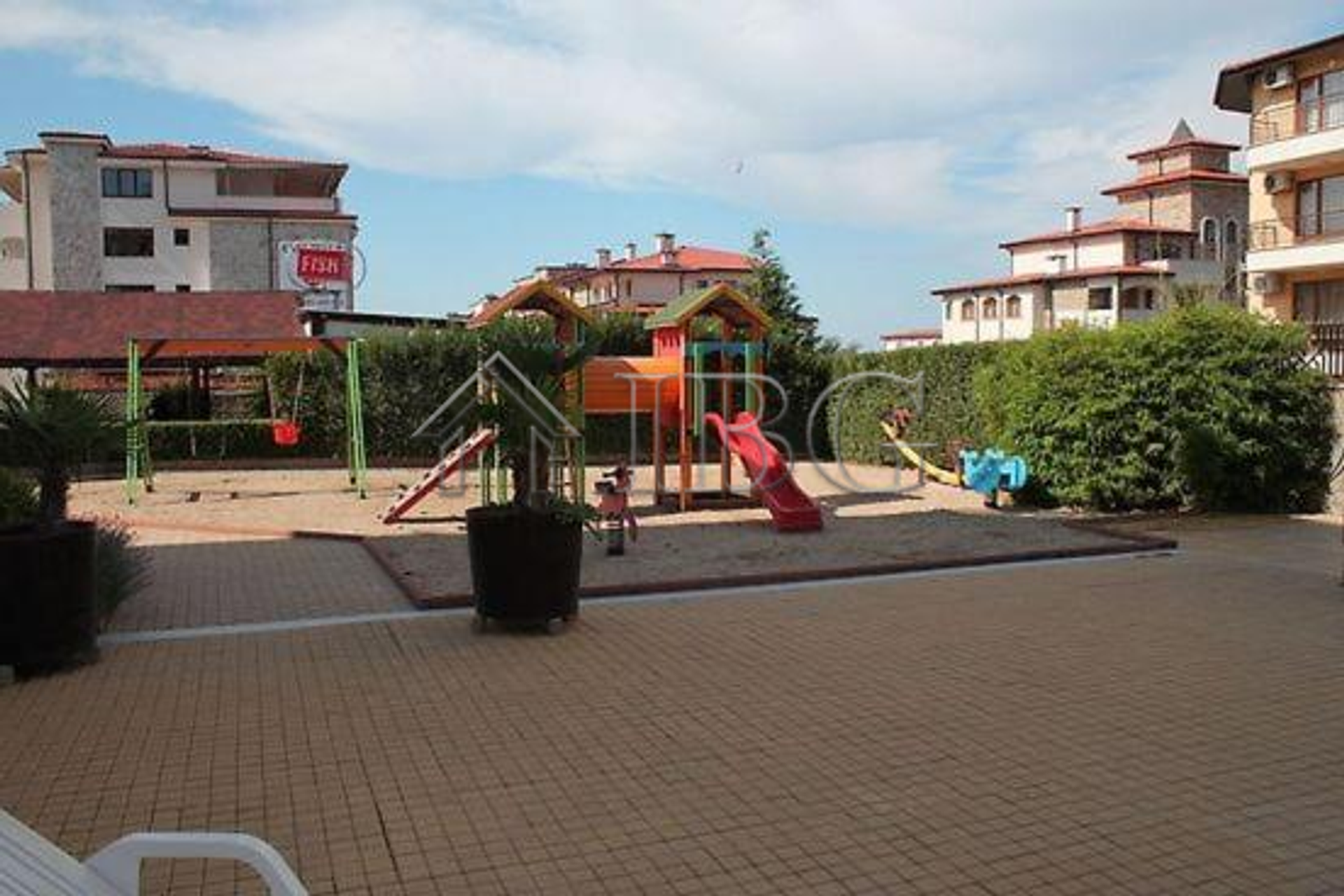 Condominio en Sveti Vlas, Burgas 12576597