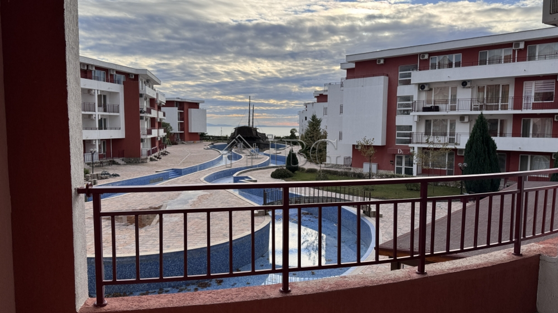 Condominio en Sveti Vlas, Burgas 12576657