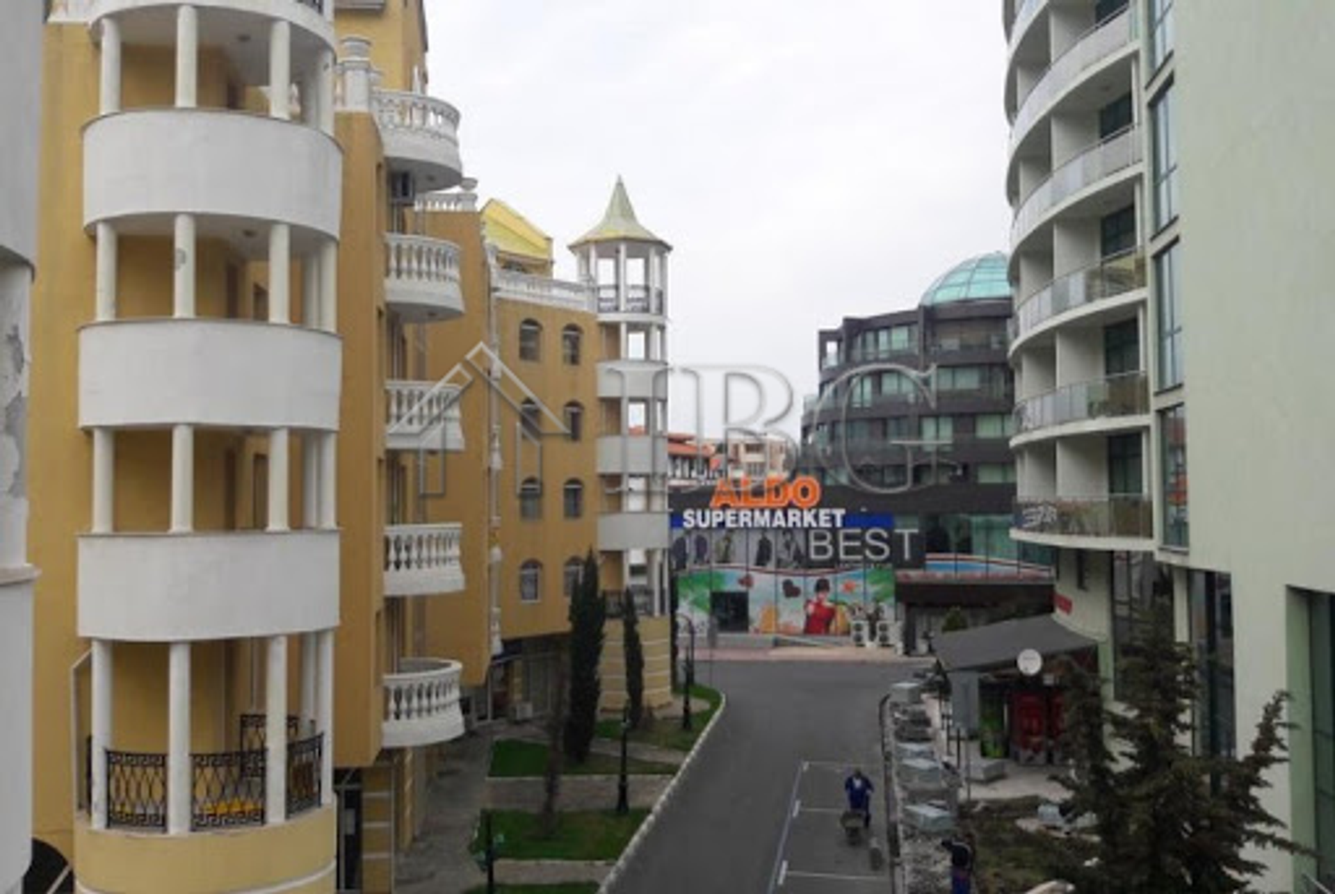 Condominium dans Sunny Beach, Burgas 12576775