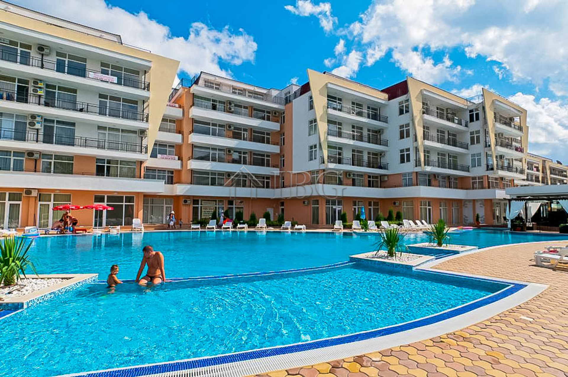 קוֹנדוֹמִינִיוֹן ב Sunny Beach, Burgas 12576876