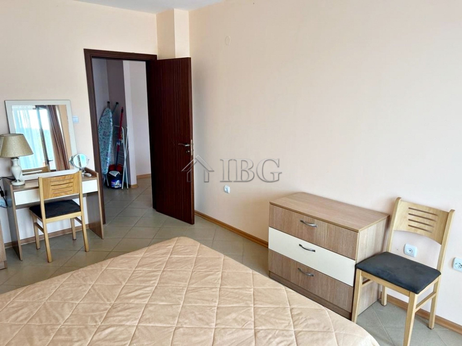 Condominium in , Burgas 12576988