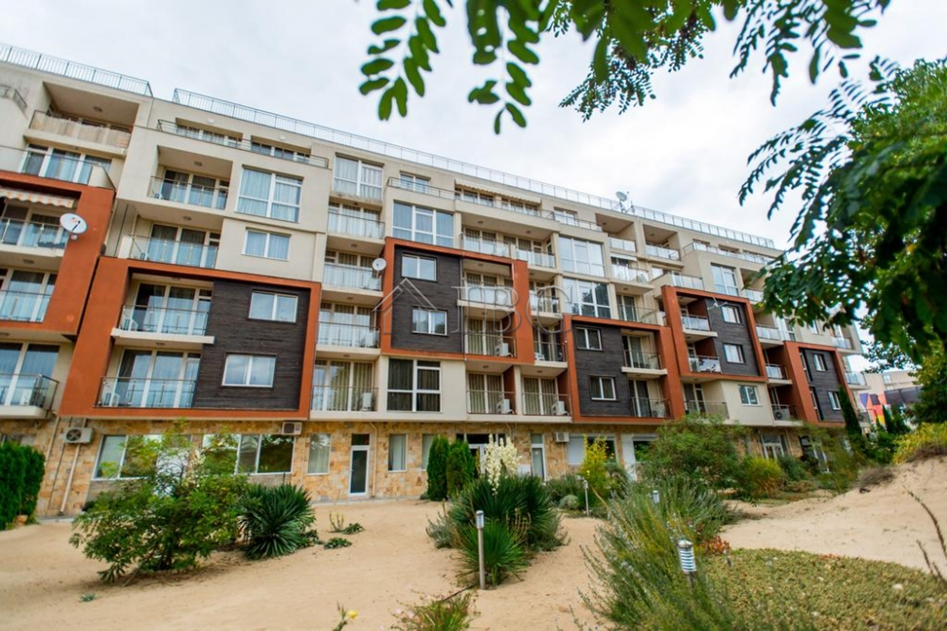 Condominium in Nessebar, Burgas 12577093