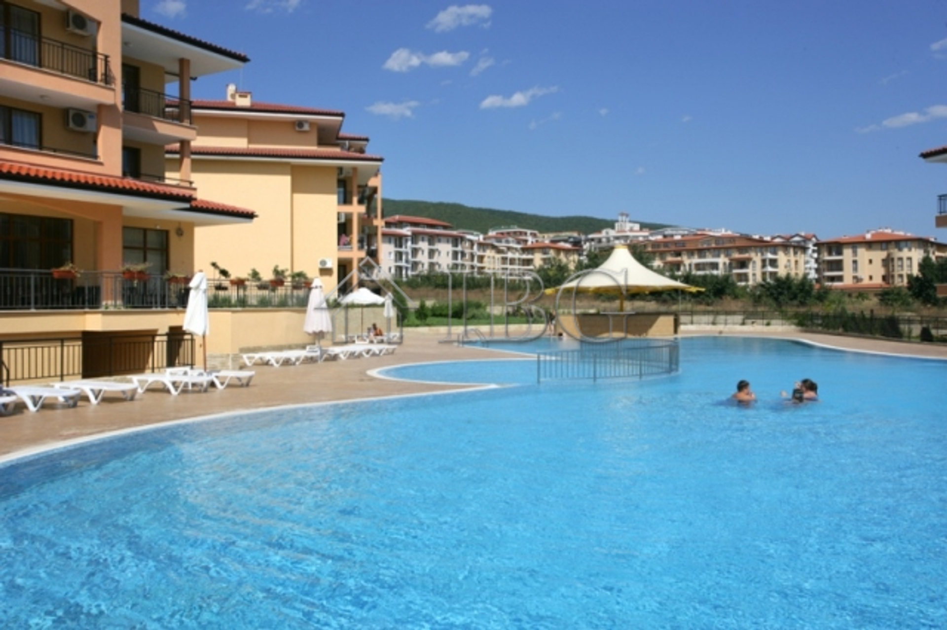 Condominio en Sveti Vlas, Burgas 12577154