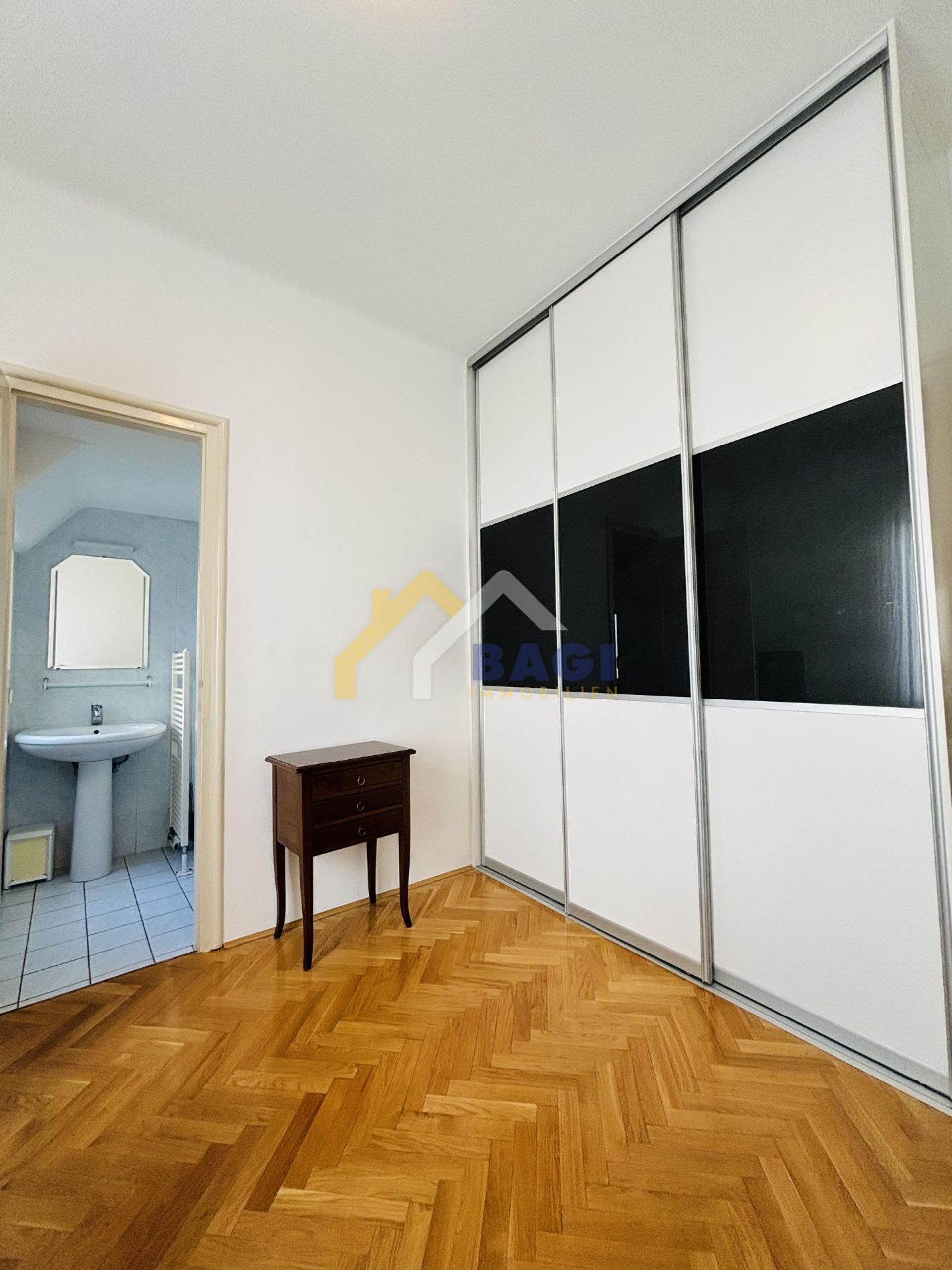 Condominio en Zagreb, City of Zagreb 12577616