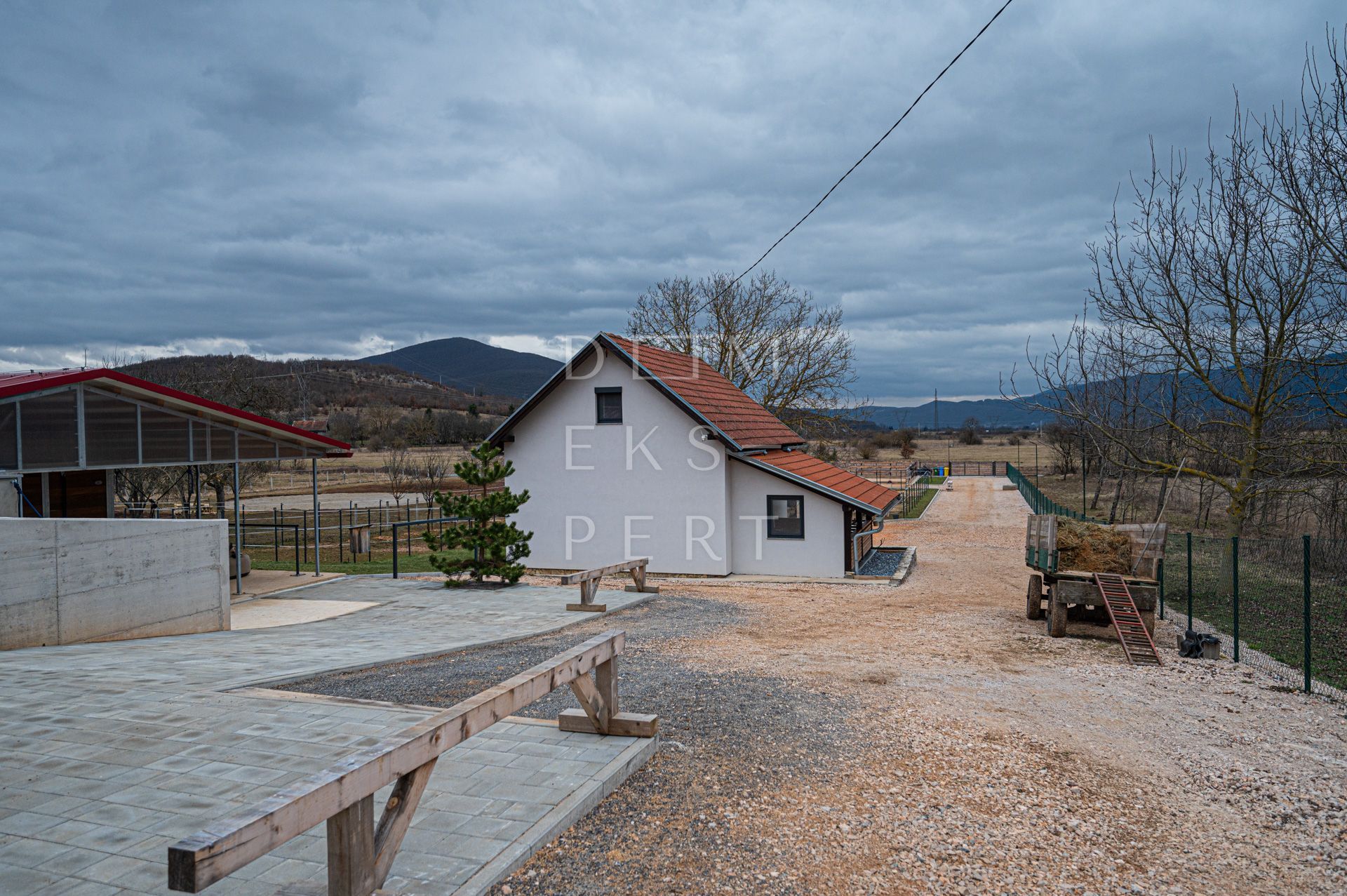 Dom w Podum, Ličko-senjska županija 12577906