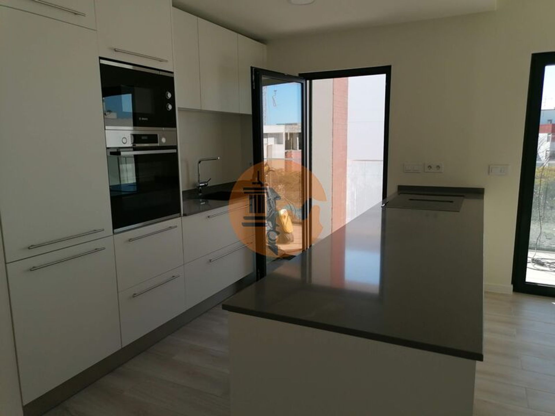 Condominium in Olhão, Faro District 12579840