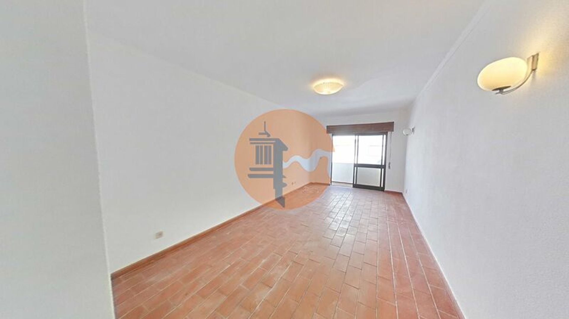 Condominio en Vila Real de Santo António, Faro District 12579946