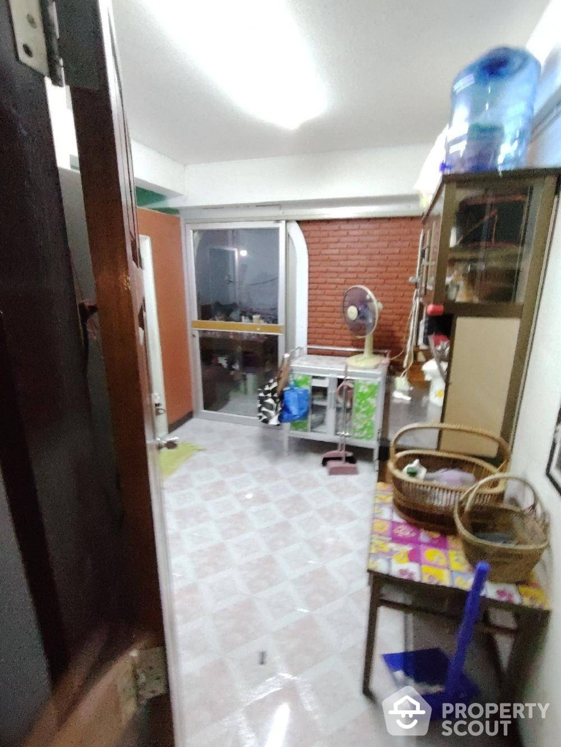 Muu sisään , Krung Thep Maha Nakhon 12582627