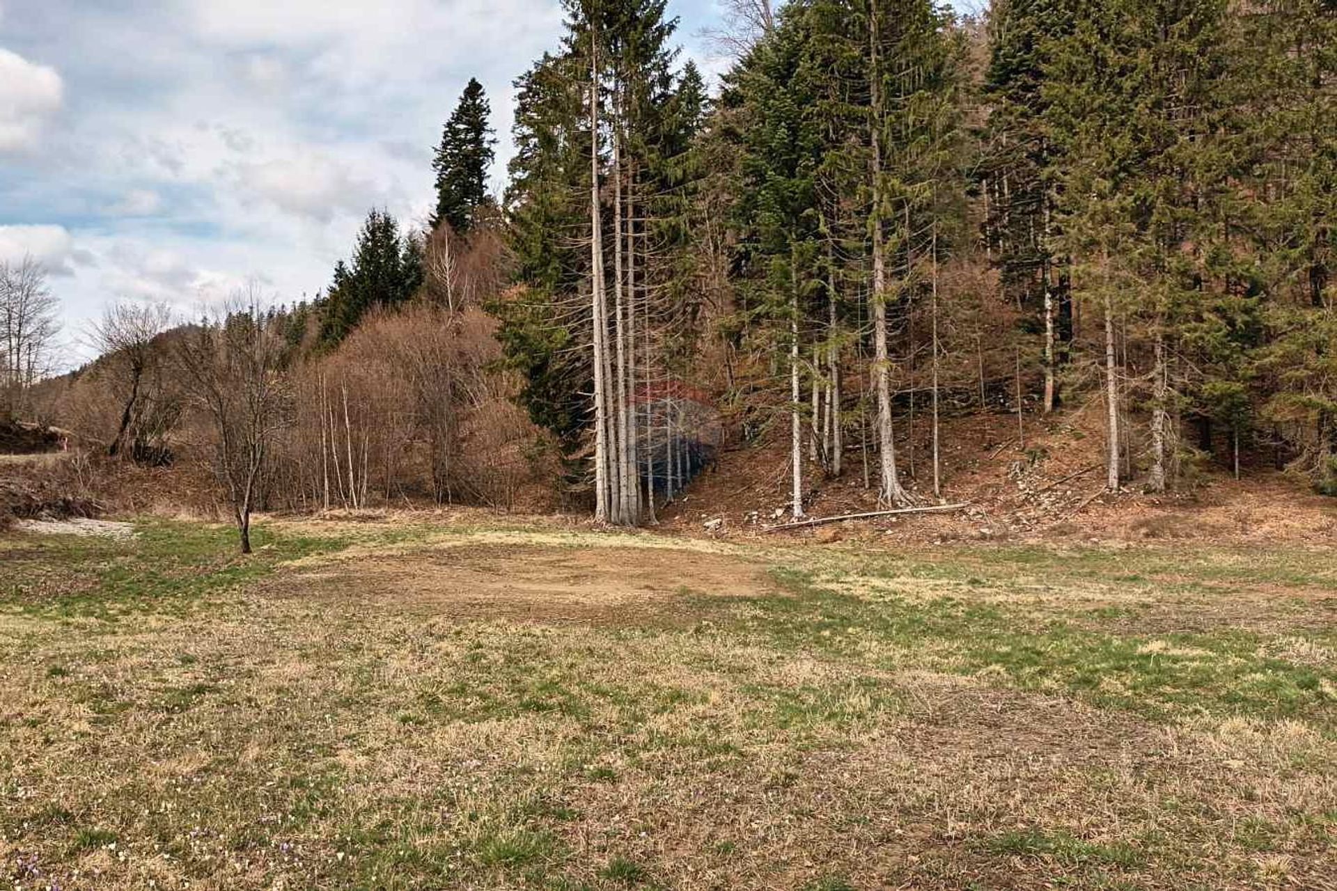 Land i Fuzine, Primorsko-Goranska Zupanija 12582752