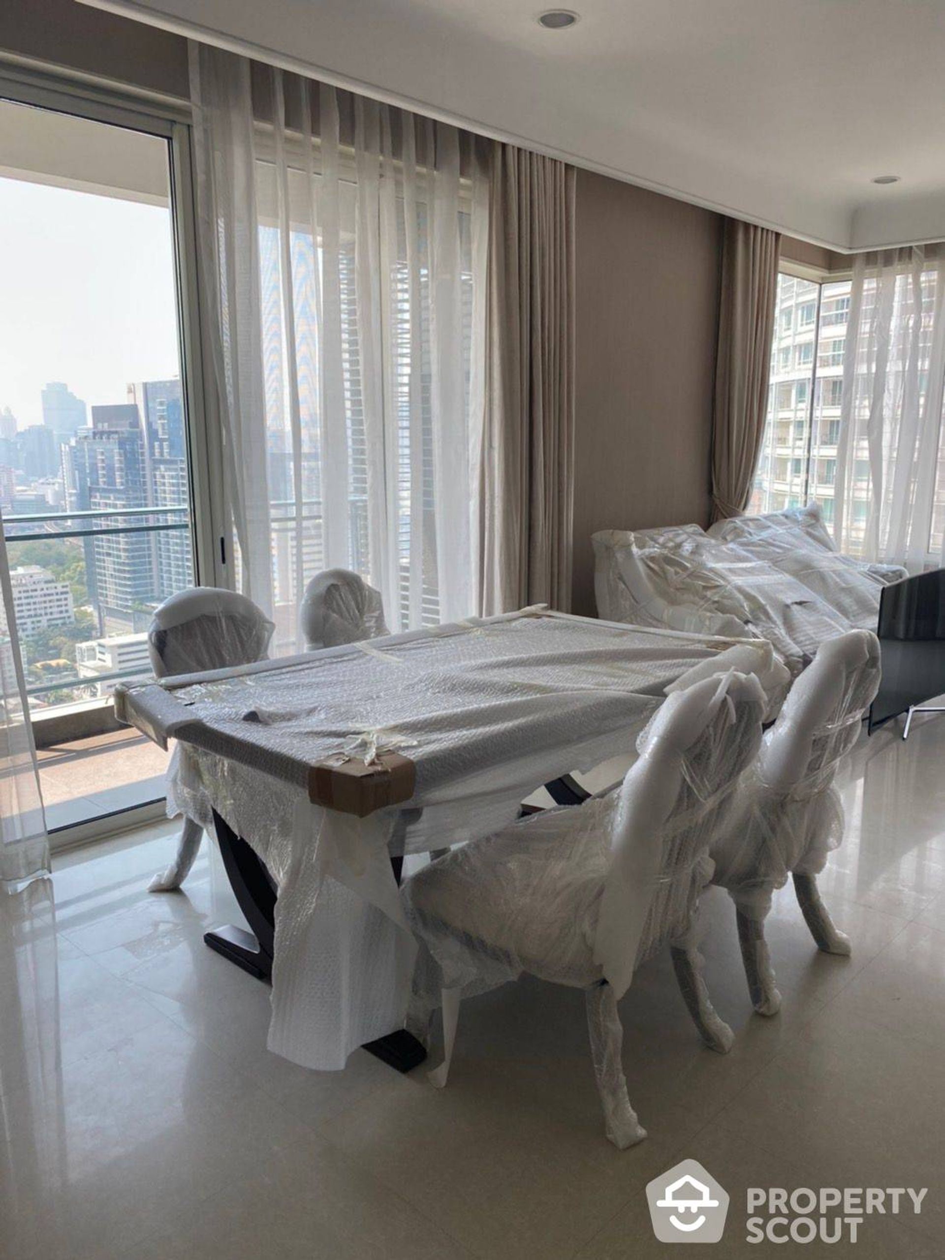 Condominium in , Krung Thep Maha Nakhon 12583467