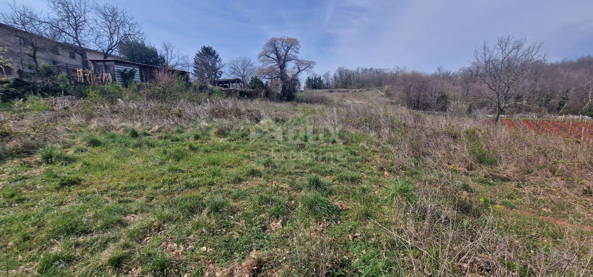 Land i Tinjan, Istria County 12585305