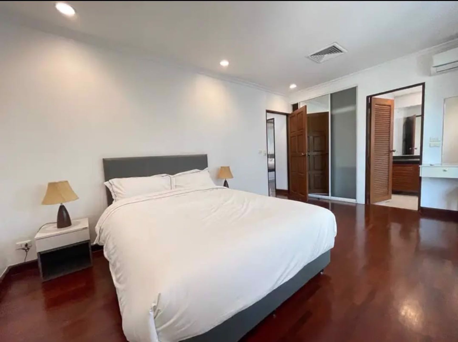 Condominium in , Krung Thep Maha Nakhon 12585373