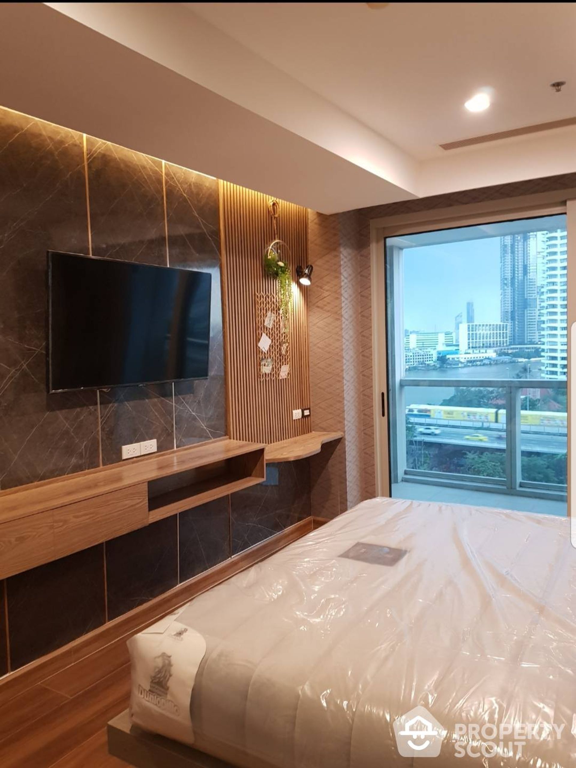 Condominium dans Khlong San, Krung Thep Maha Nakhon 12586165