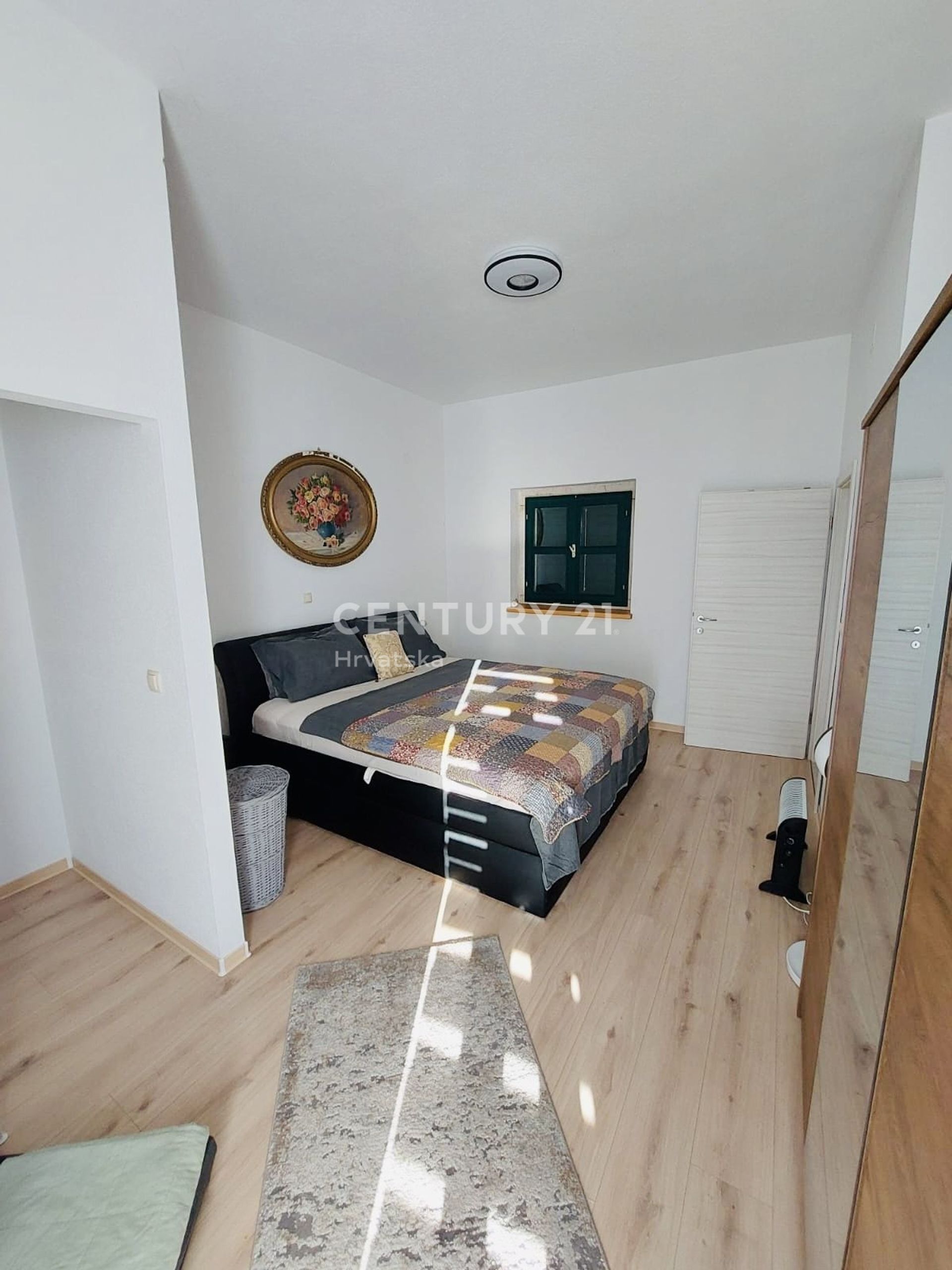 بيت في Kaštel Lukšić, Split-Dalmatia County 12586209