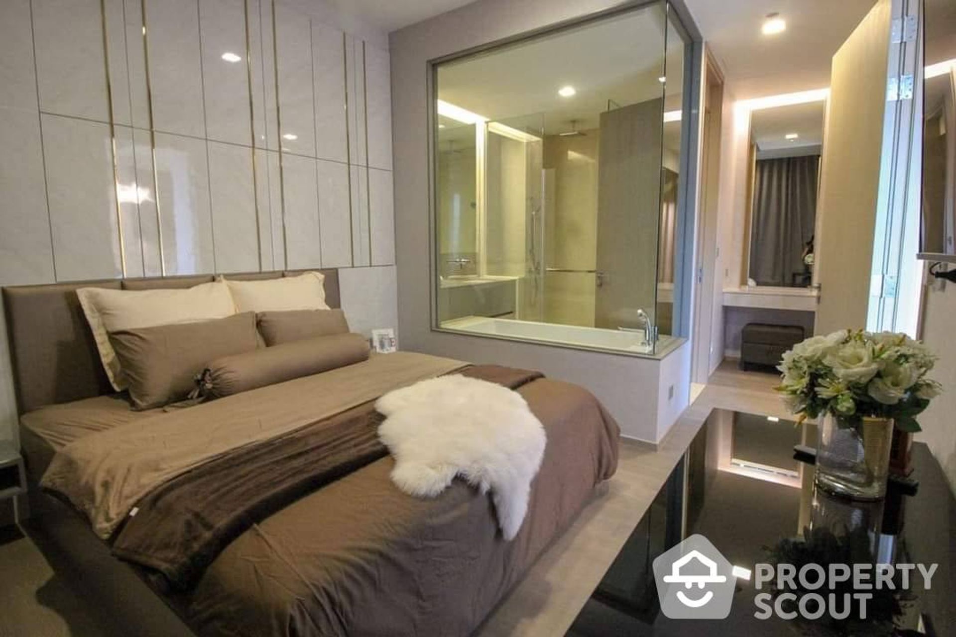 Condominio nel Ban Na canzone, Krung Thep Maha Nakhon 12586379