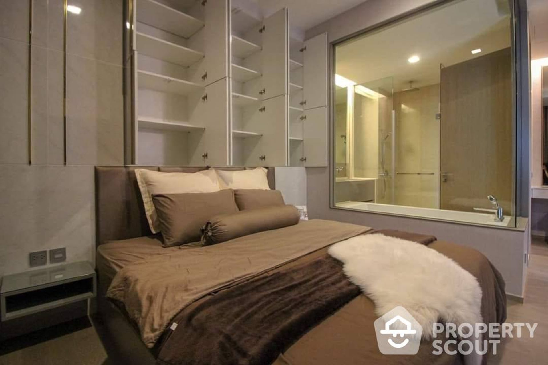 Condominio nel Ban Na canzone, Krung Thep Maha Nakhon 12586379