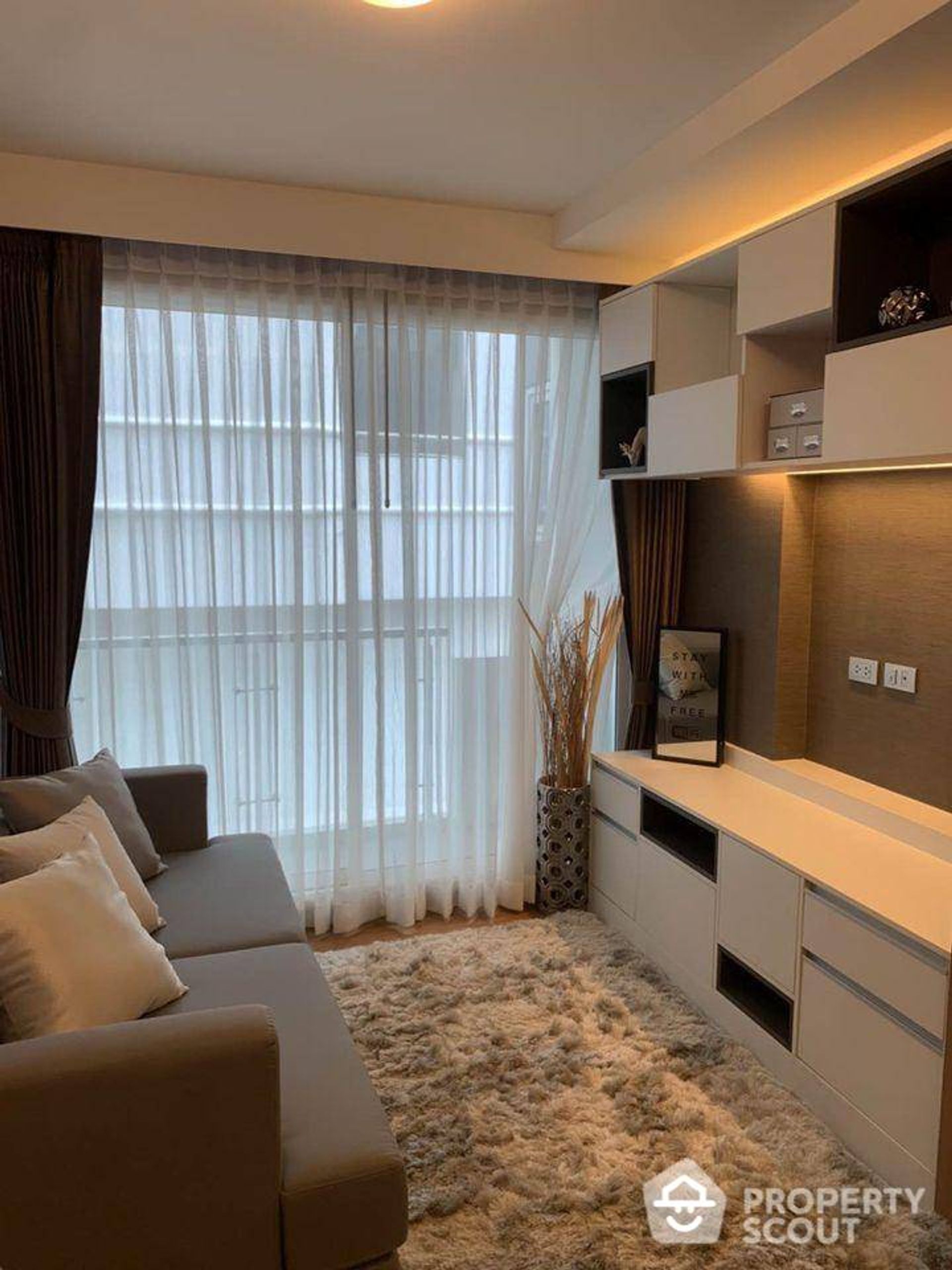 Condominium in Ban Na Song, Krung Thep Maha Nakhon 12586388