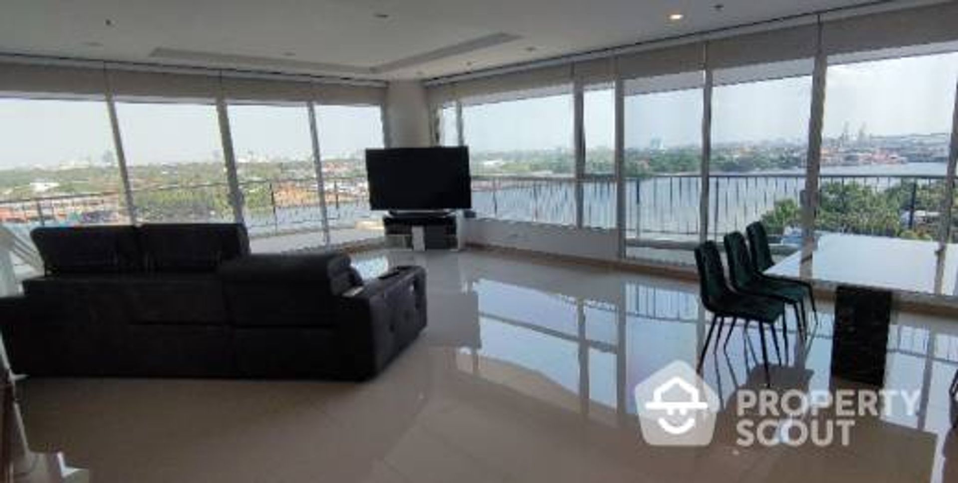 Condominium in , Krung Thep Maha Nakhon 12589827