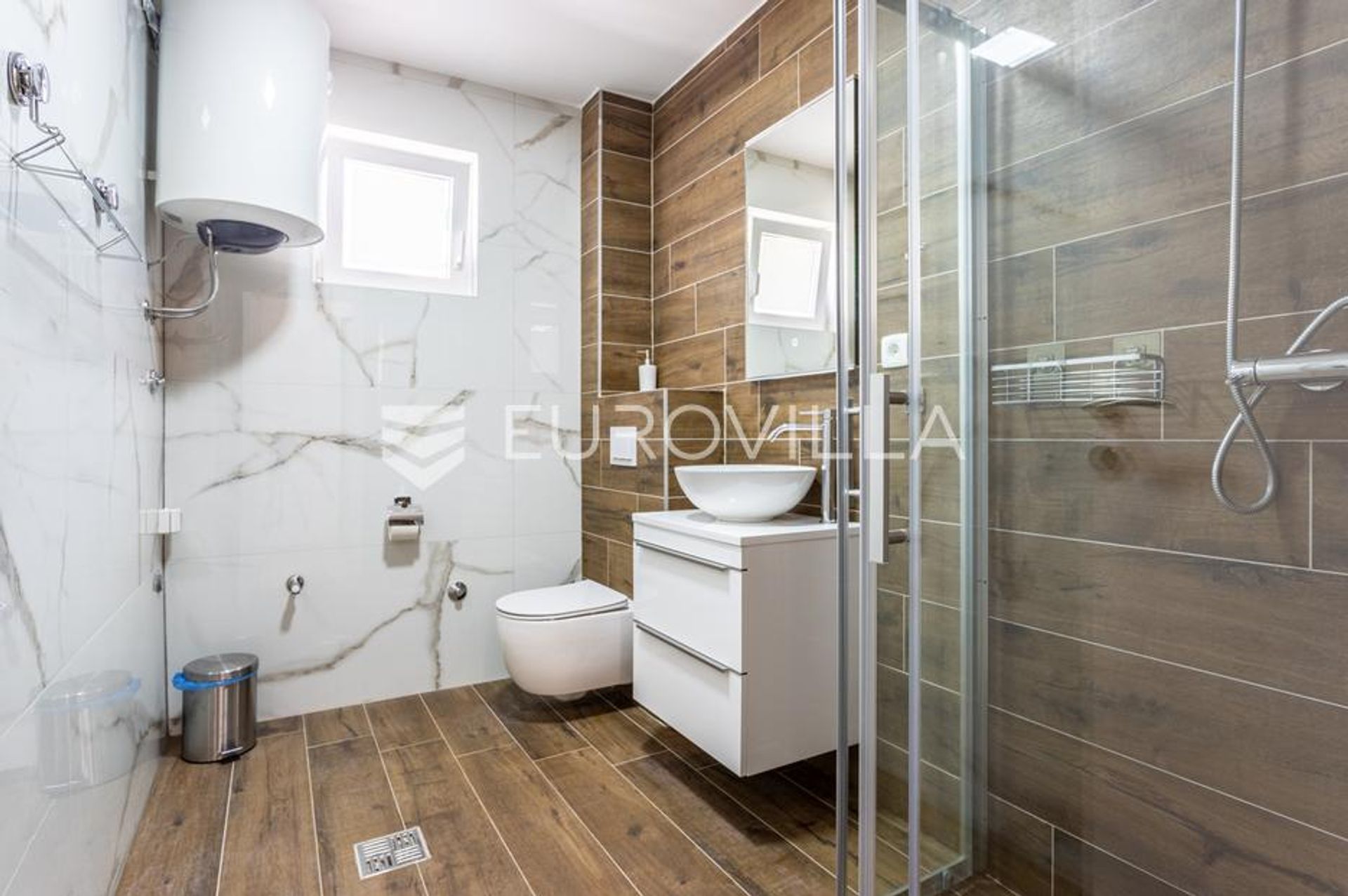 Condominio nel Bol, Splitsko-Dalmatinska Zupanija 12590686