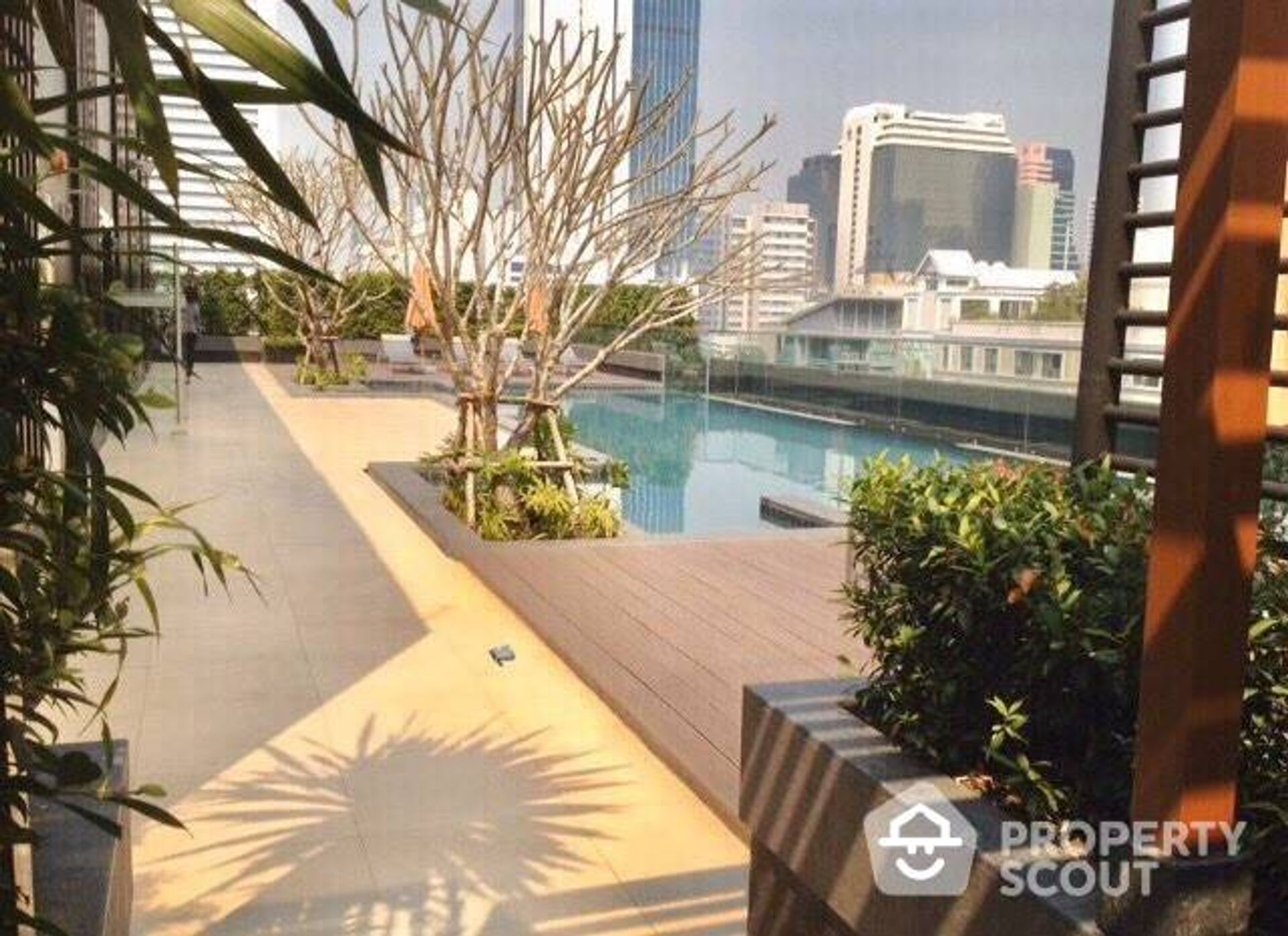 Condominio en Bang Rak, Krung Thep Maha Nakhon 12591755