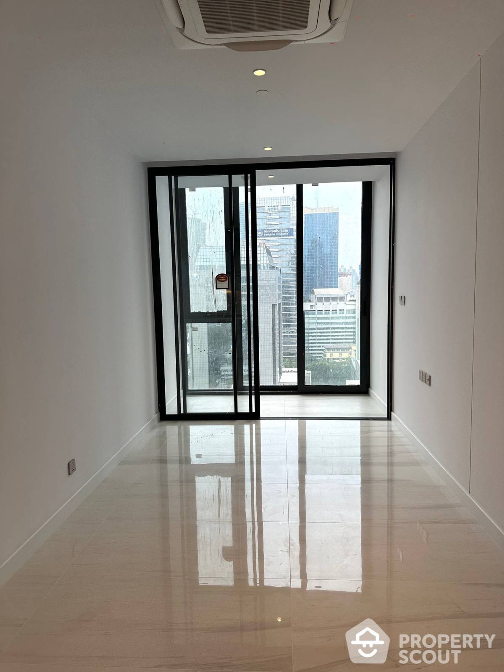 Condominium in , Krung Thep Maha Nakhon 12592288