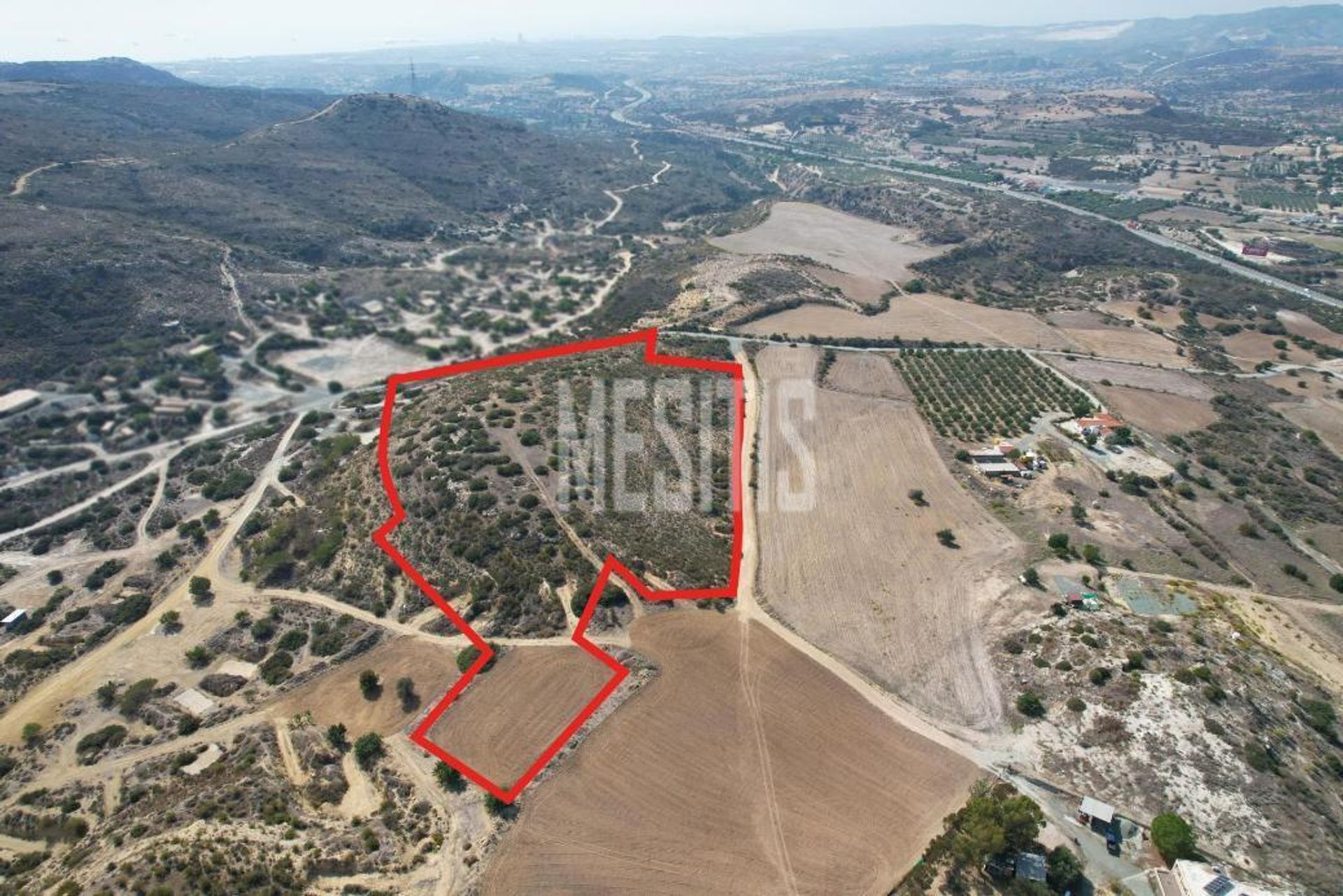 Land i Pano Lefkara, Larnaka 12593084