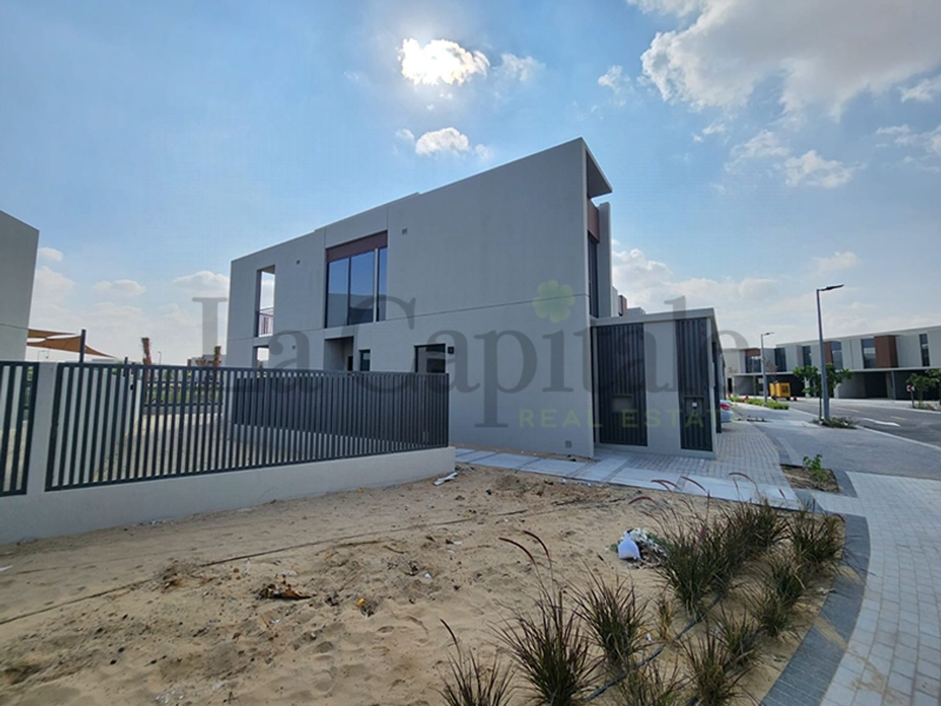 Hus i , Dubai 12594807