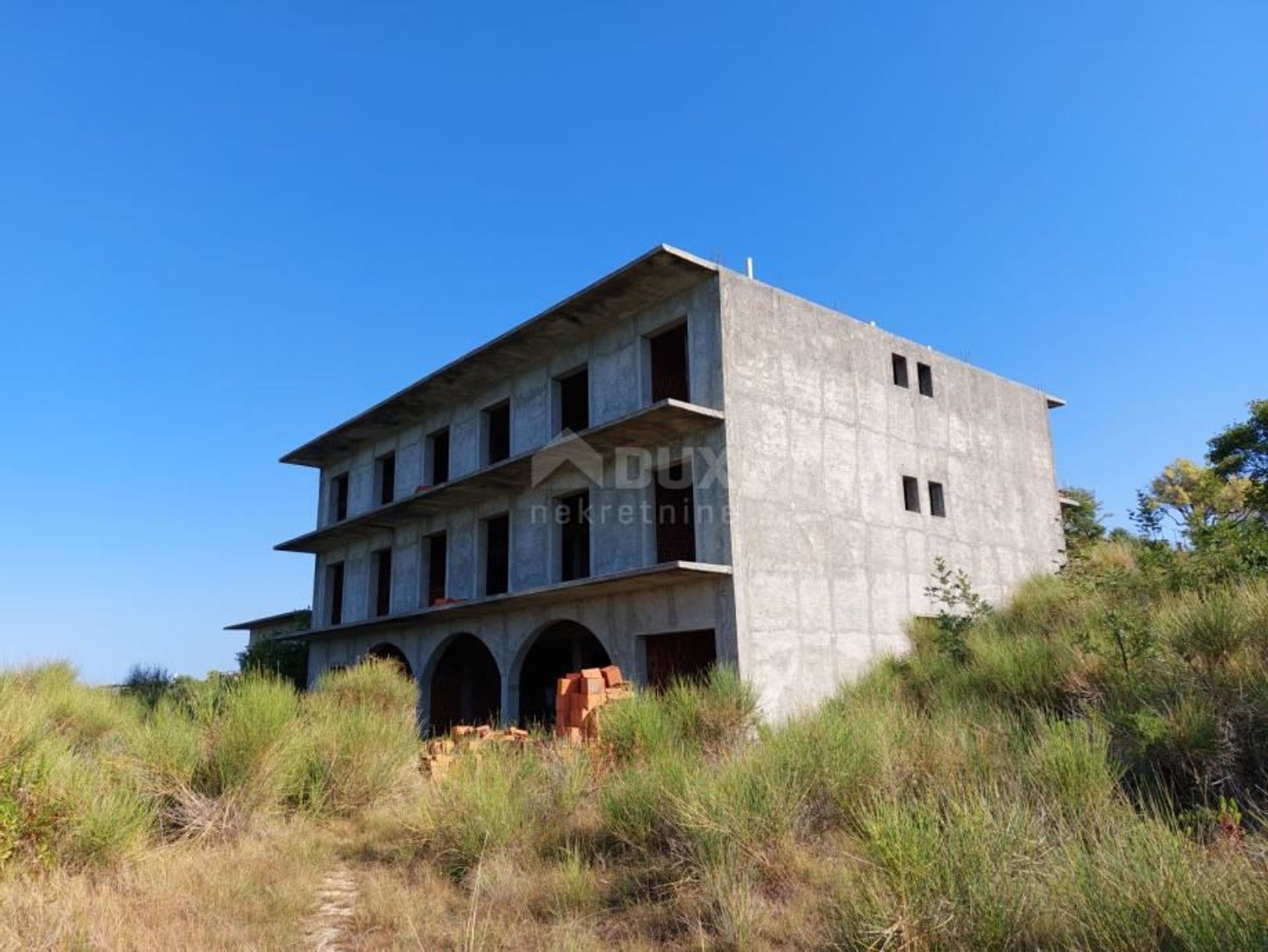 Hus i Razanac, Zadarska Zupanija 12594886