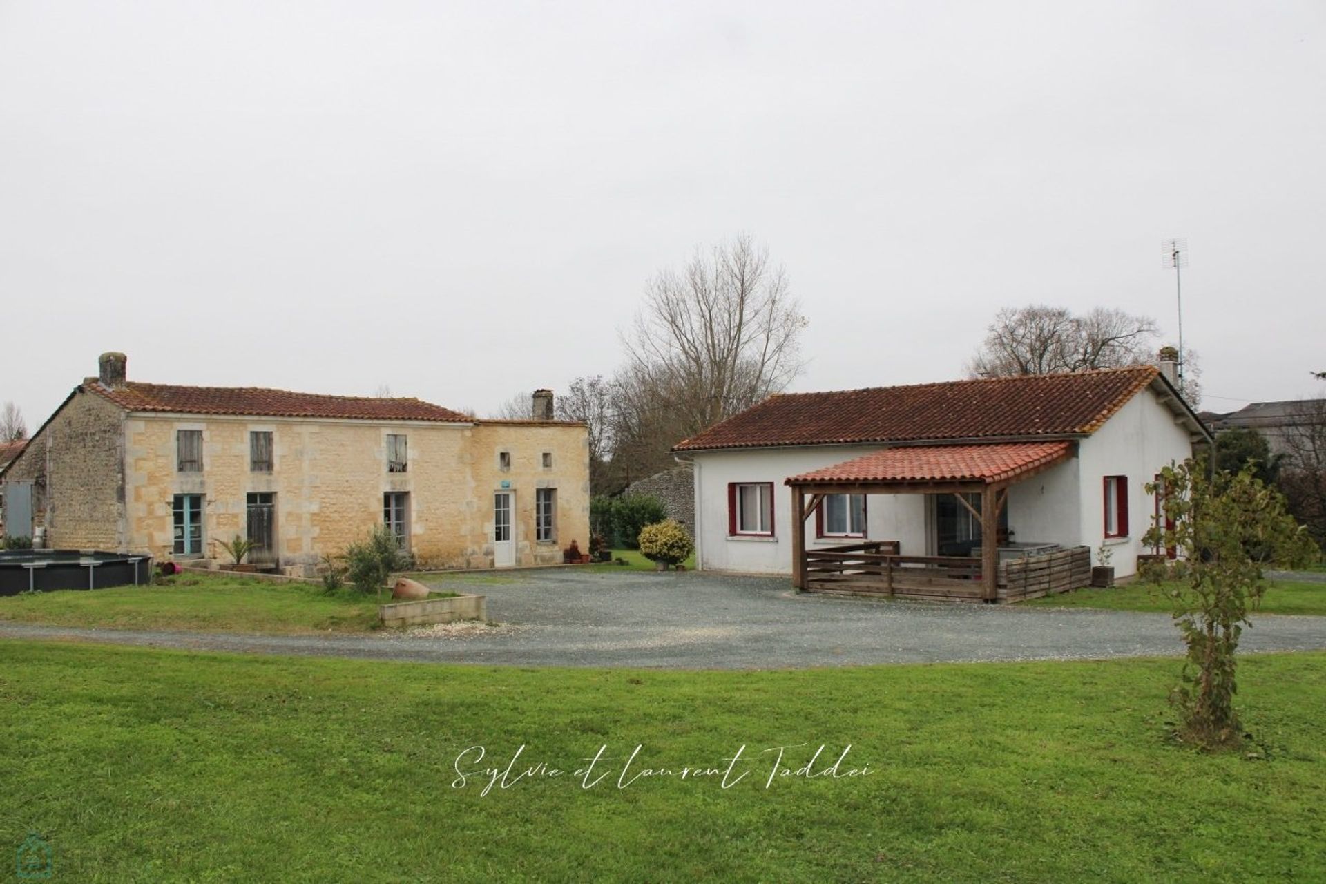 Huis in Jonzac, Nouvelle-Aquitaine 12606170