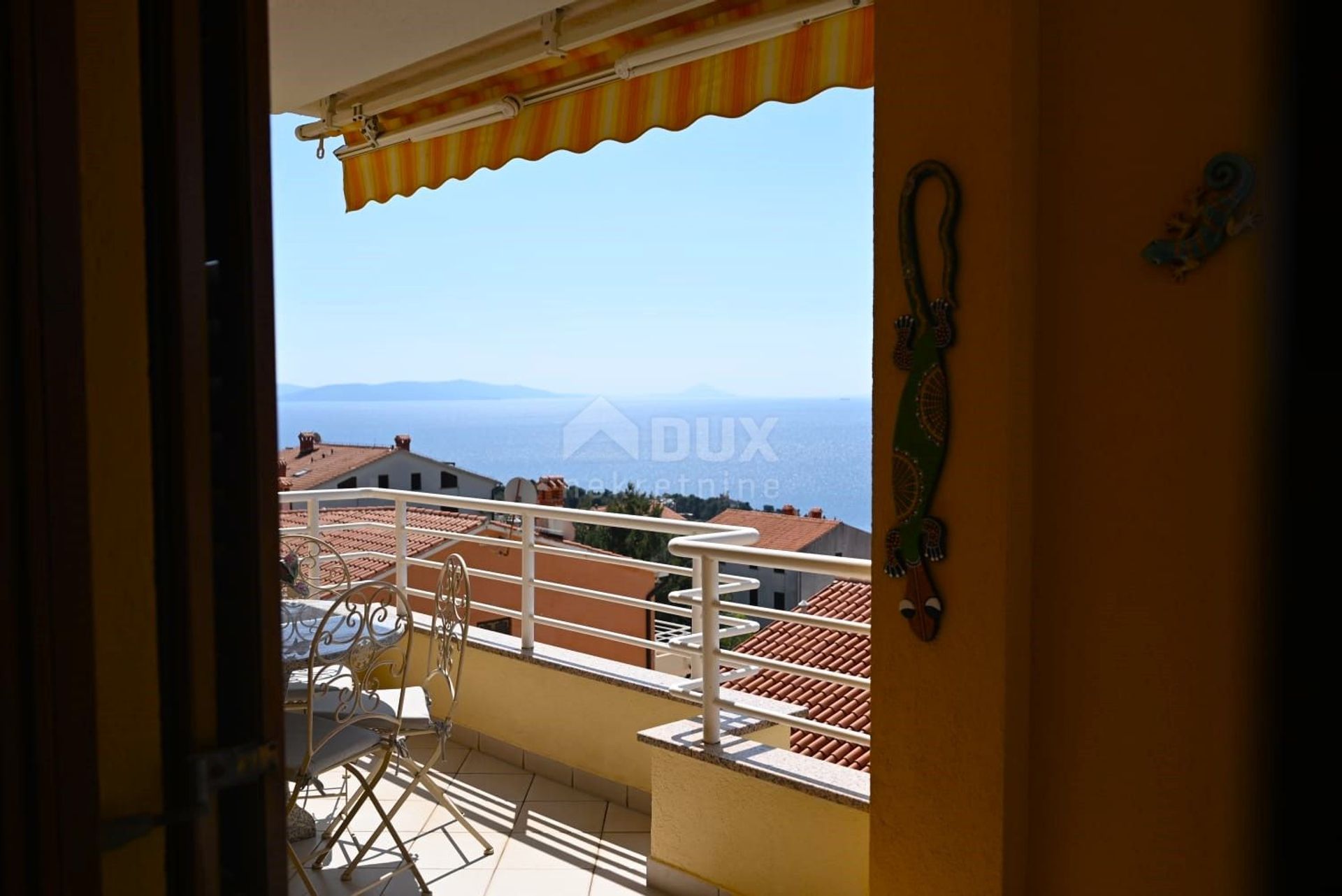 Condominium dans Rabac, Istria County 12606463