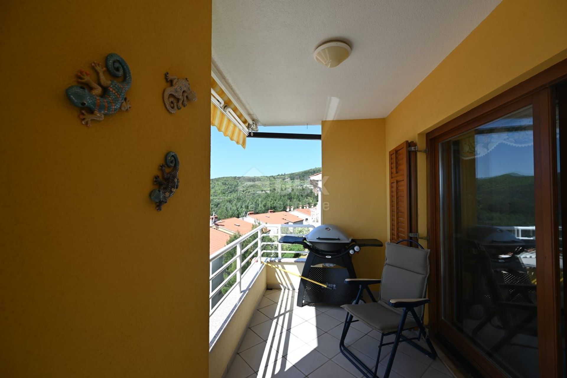 Condominium dans Rabac, Istria County 12606463