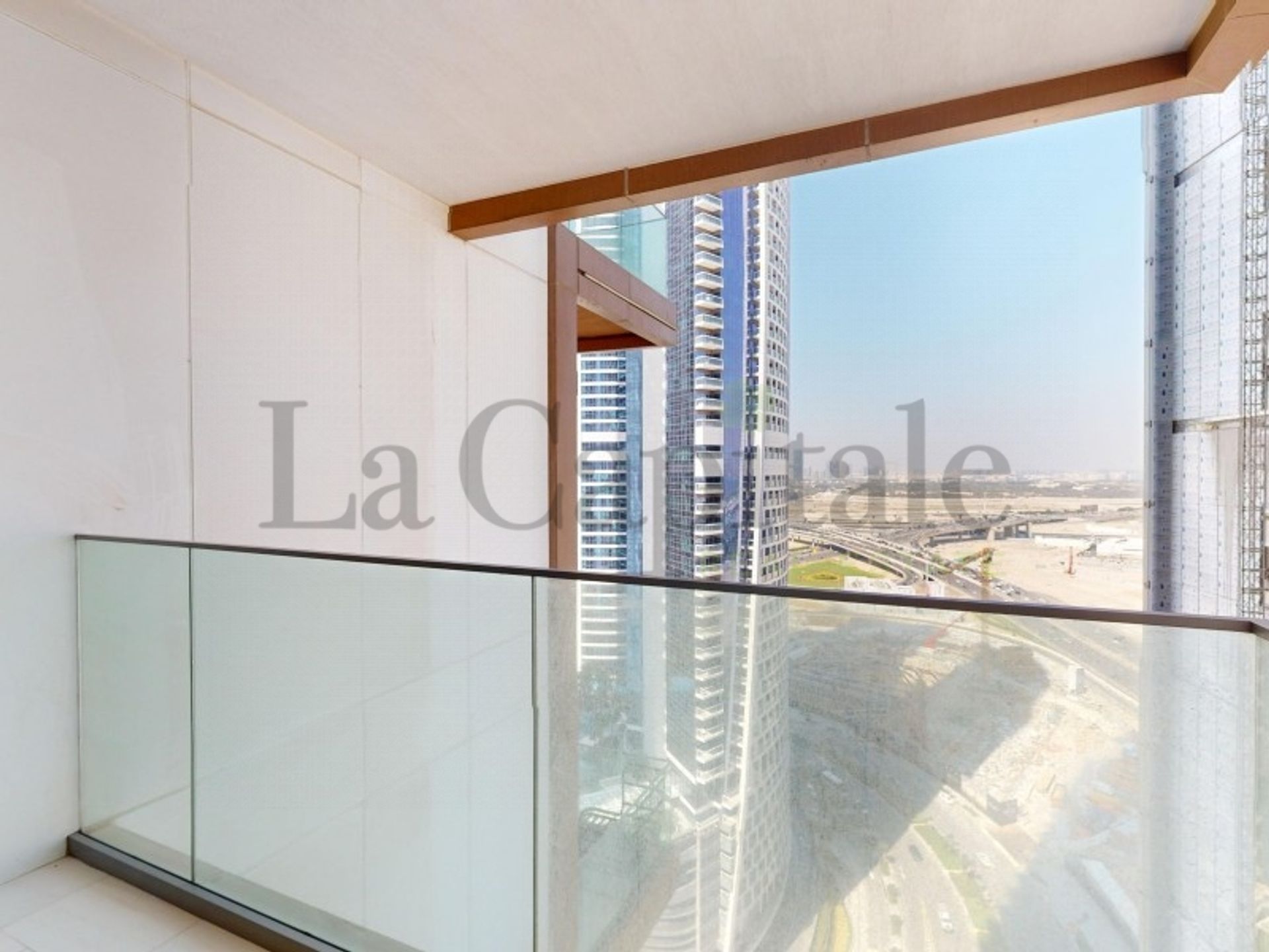 Condominium in Dubai, Dubai 12607147