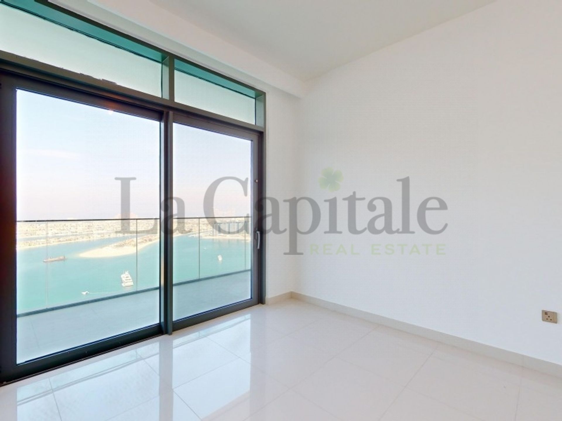 Condominium in Dubai, Dubai 12607156