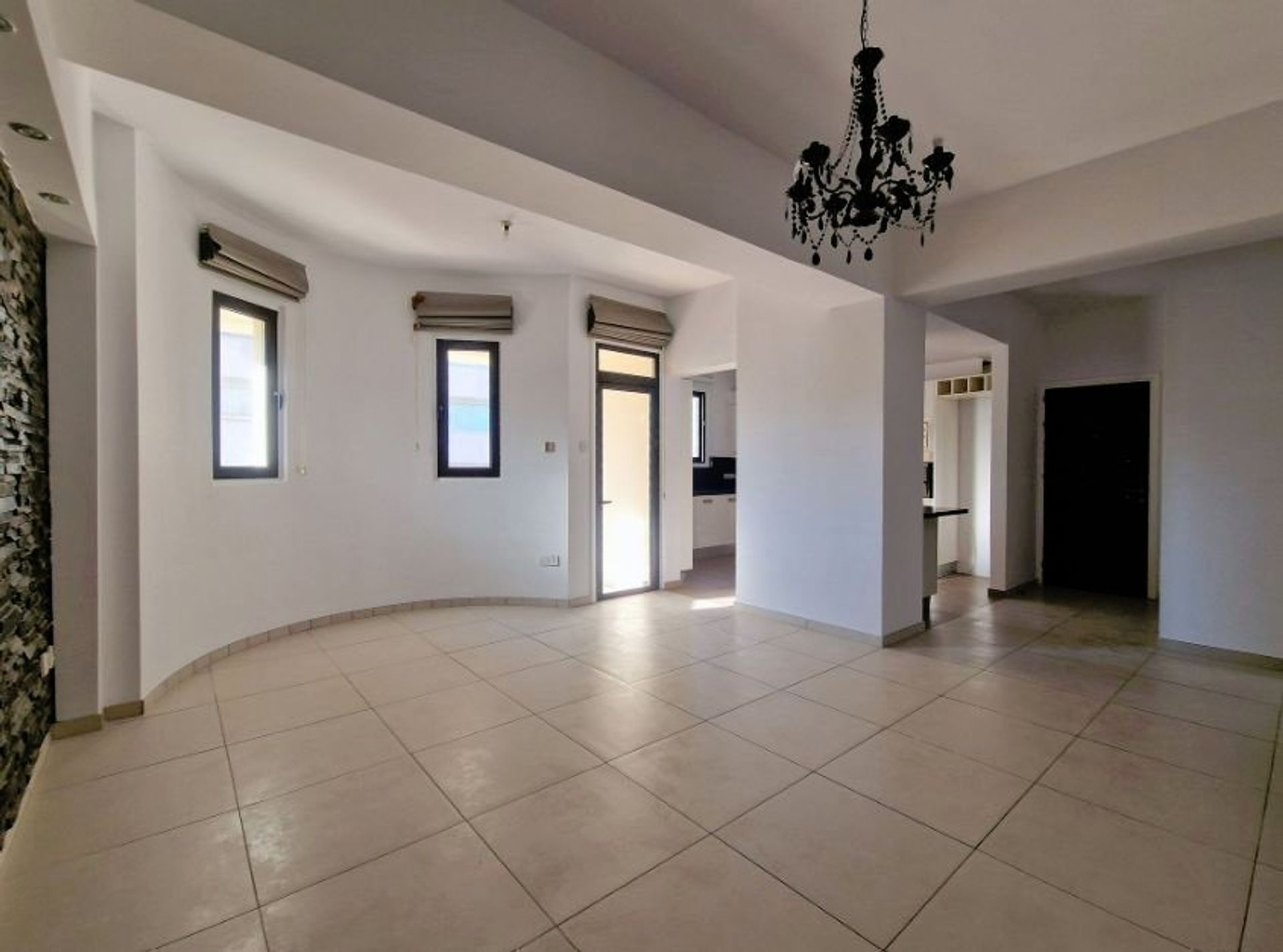 Condominio en Nicosia, Nicosia 12609109