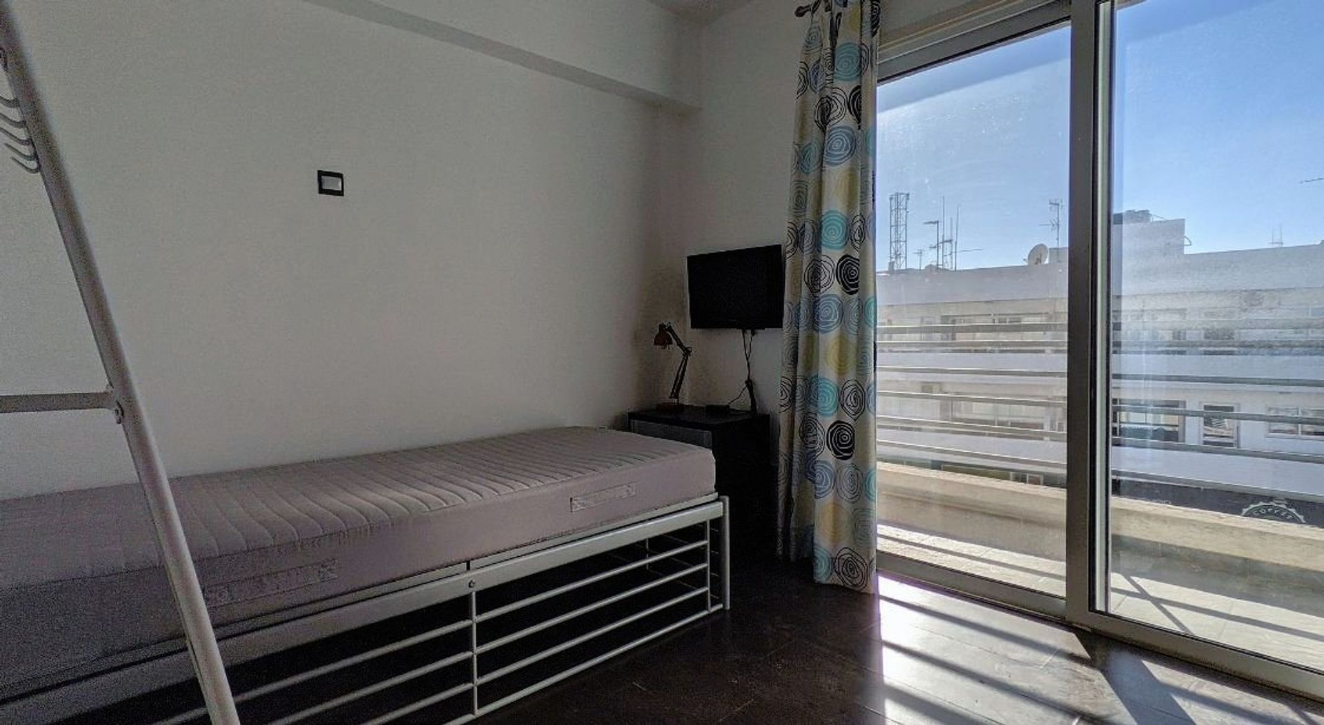 Condominium in Strovolos, Nicosia 12609116