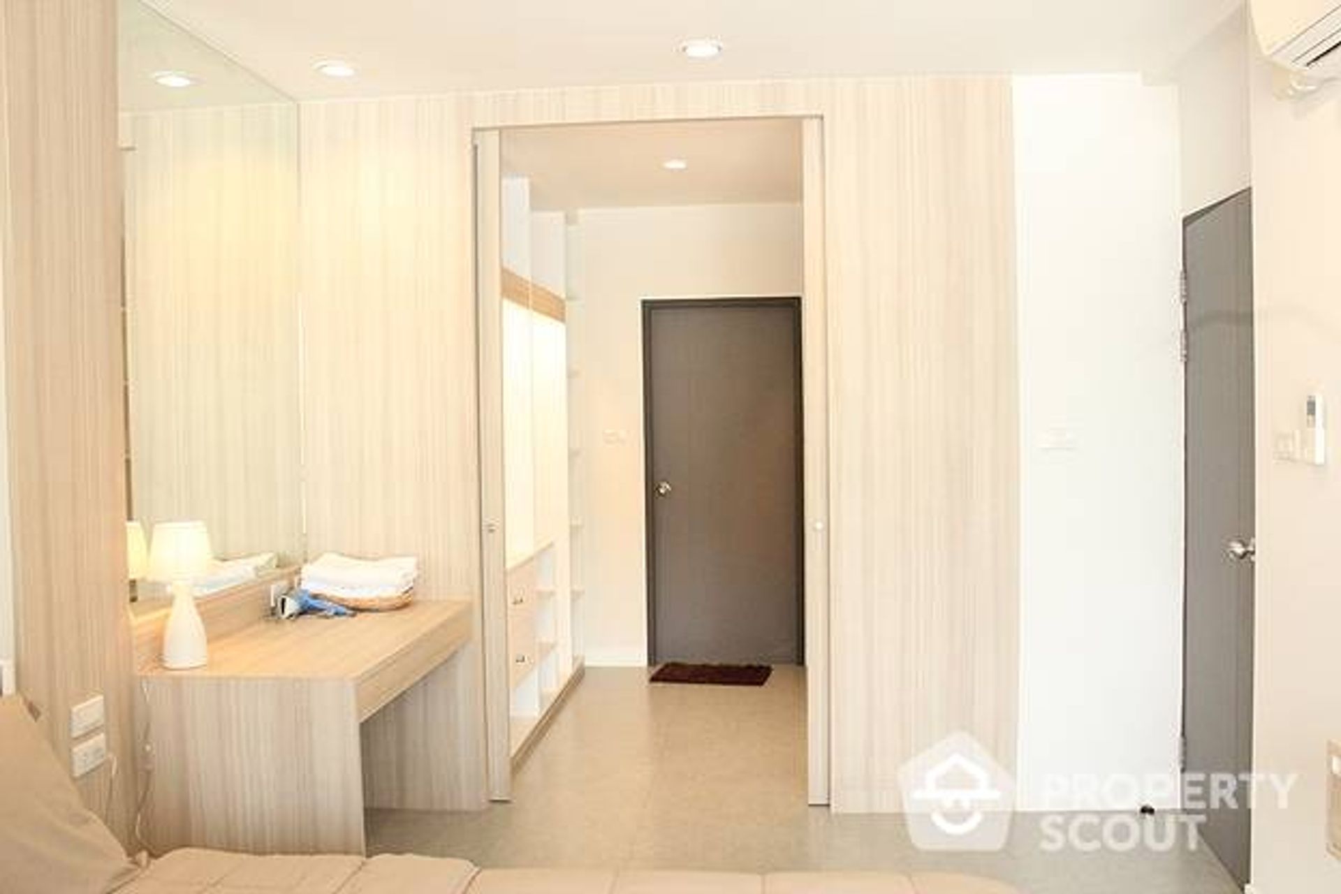 Condominium in , Krung Thep Maha Nakhon 12610016