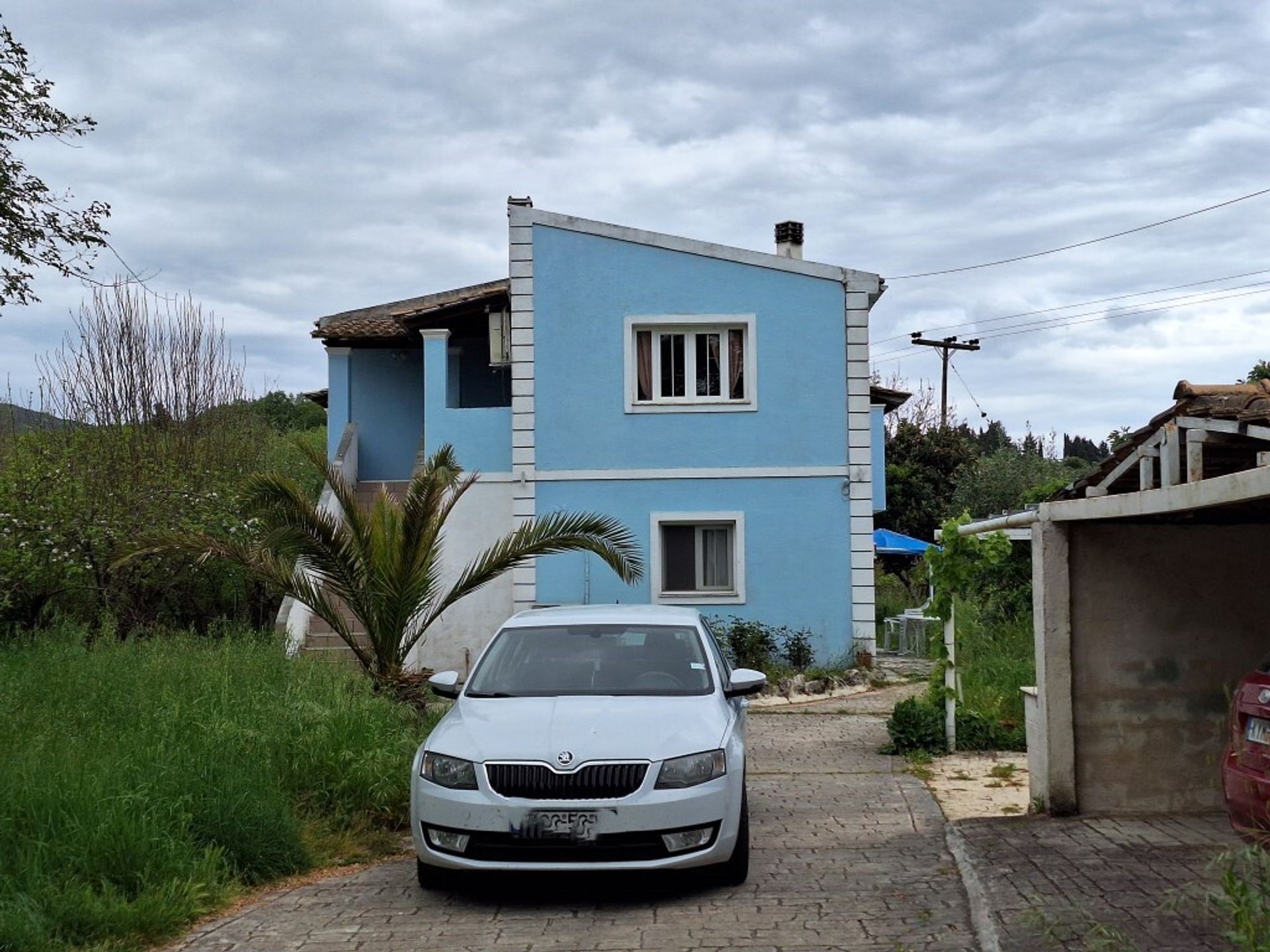 Λιανεμποριο σε Γαζάτικα, Ιωνία Νησιά 12610904