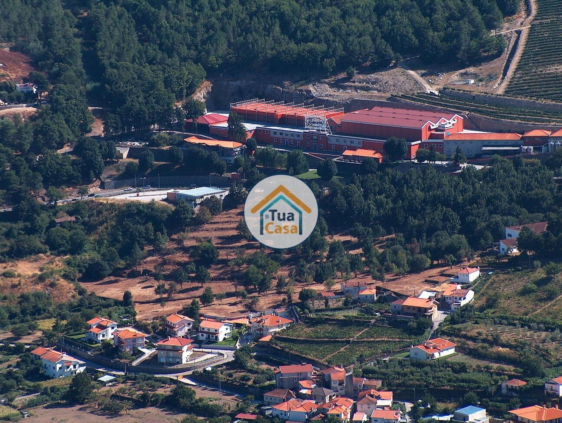 Hus i Lamego, Viseu District 12610996